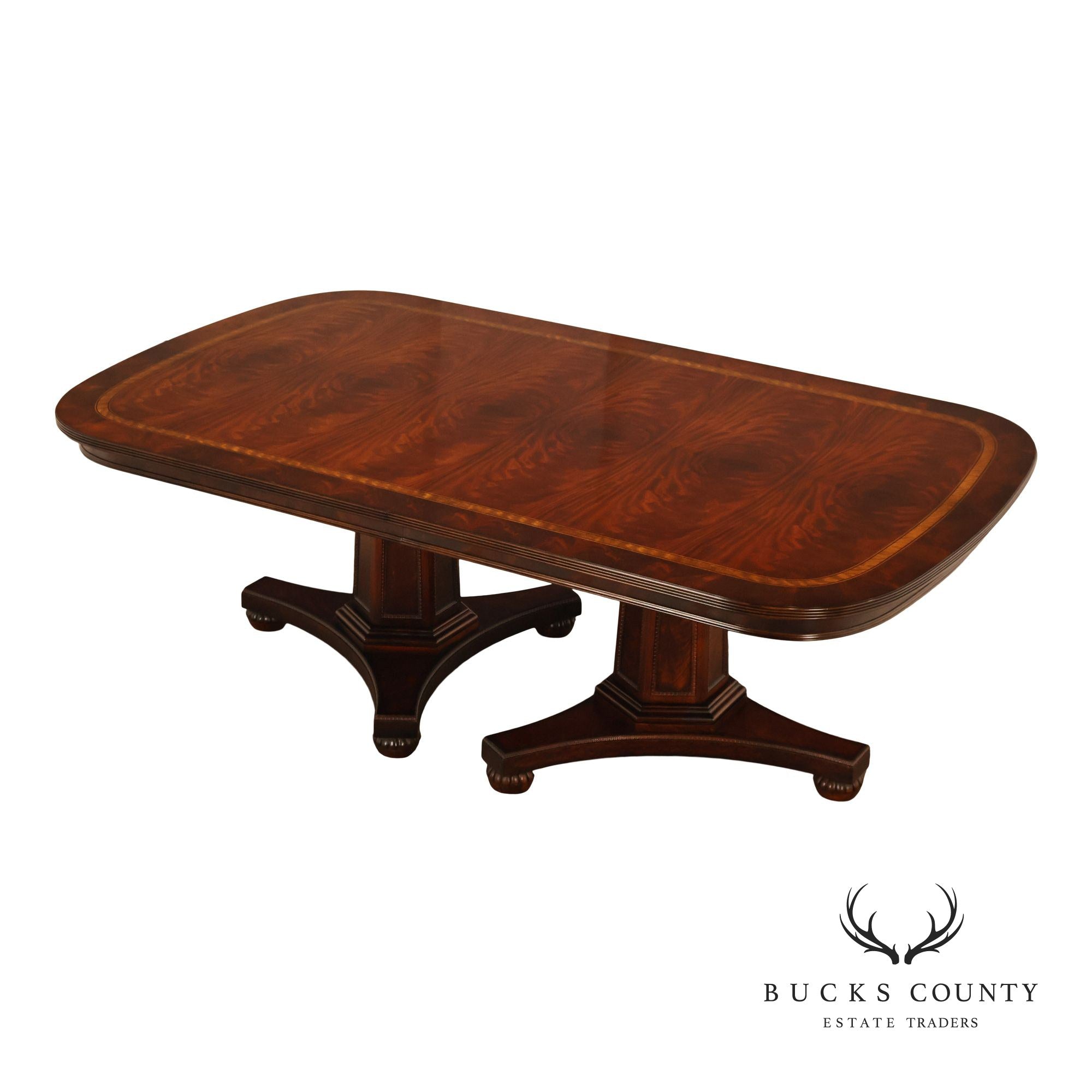 Henredon Historic Natchez Collection Mahogany Extendable Dining Table