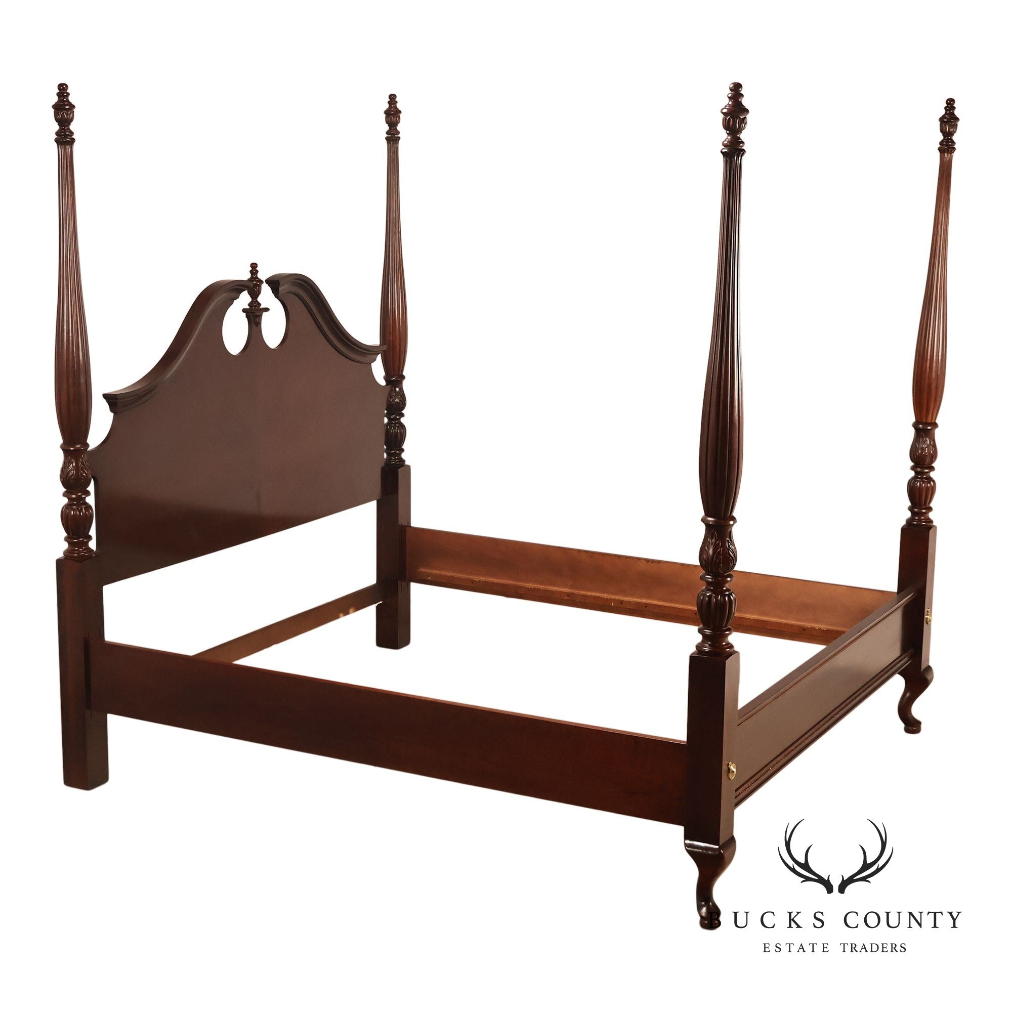Thomasville Collectors Cherry Chippendale Style King Poster Bed