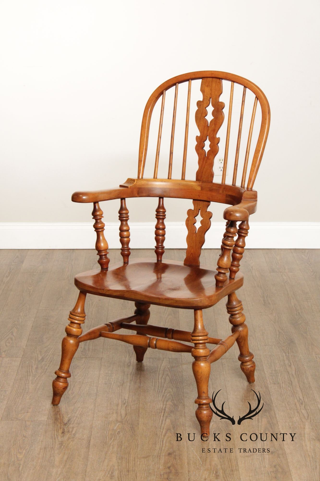 Stickley Cherry Valley Pair of Windsor Armchairs