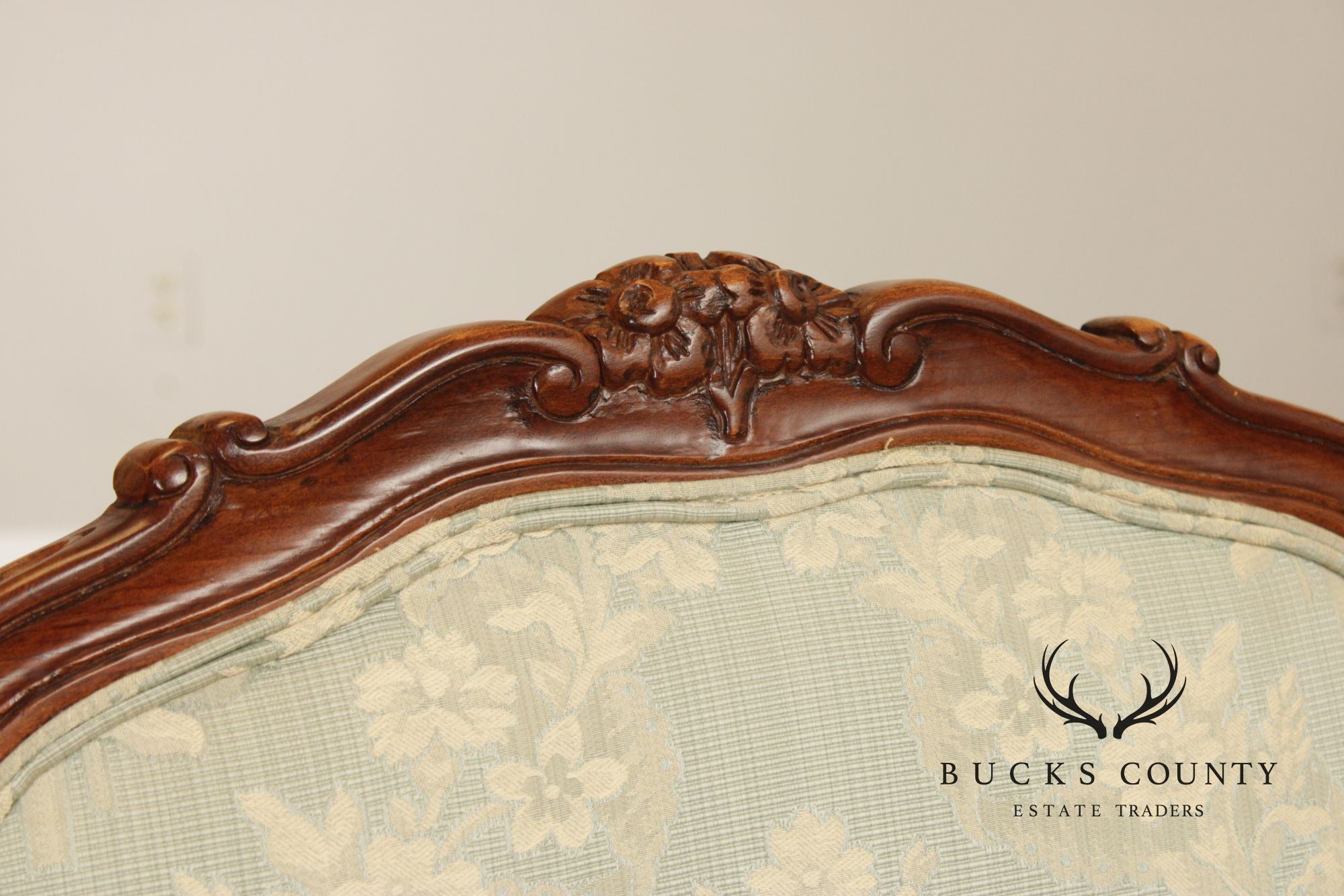 Ethan Allen French Louis XV Style Pair Fauteuil Armchairs