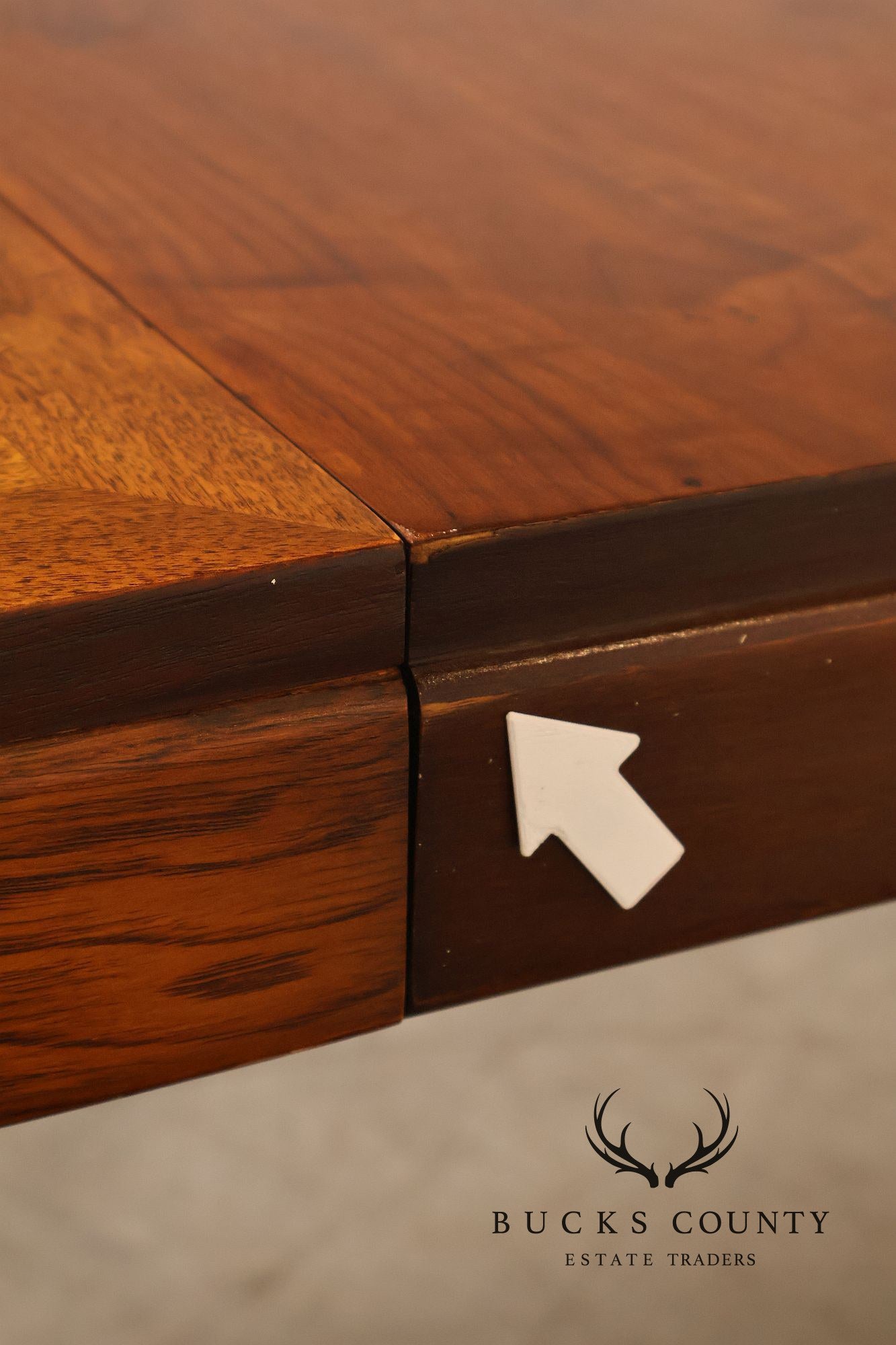 Lane 'Rhythm' Mid Century Modern Walnut Expandable Dining Table