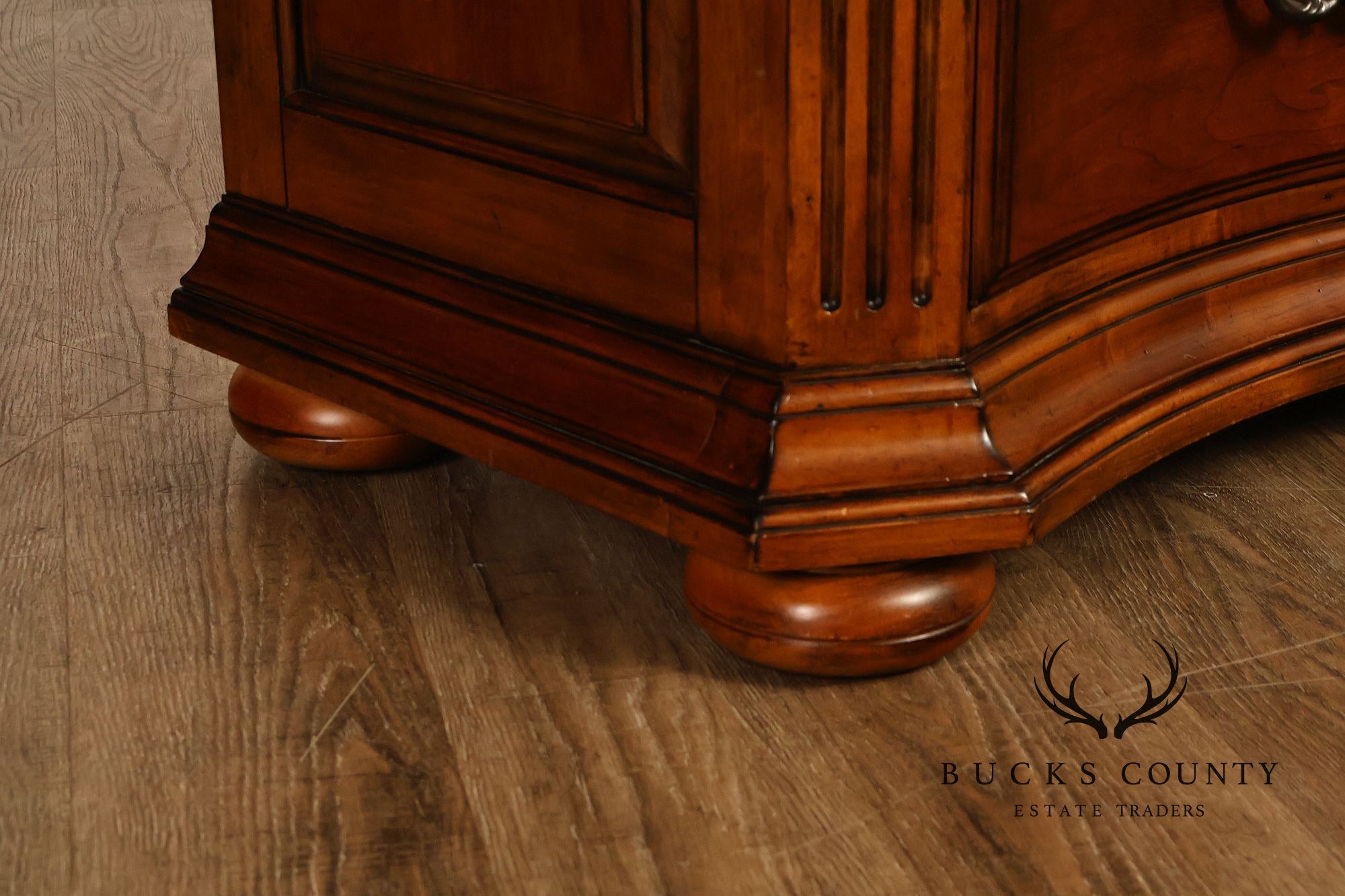 Ethan Allen Tuscany Serpentine Nine-Drawer Dresser In Cherry Finish