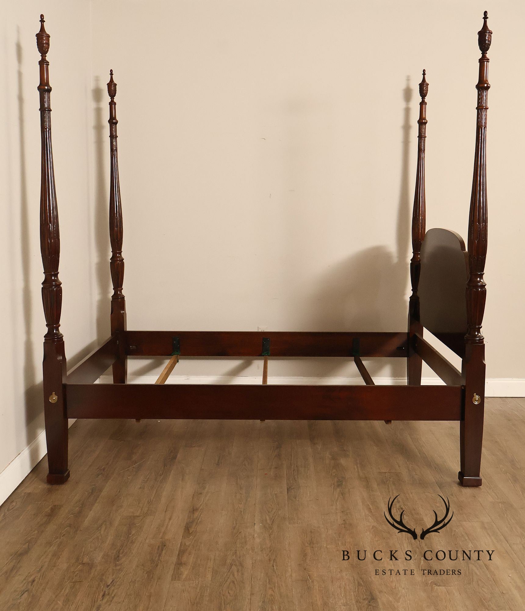 Drexel Heritage Mahogany Rice Carved Queen Poster Bed