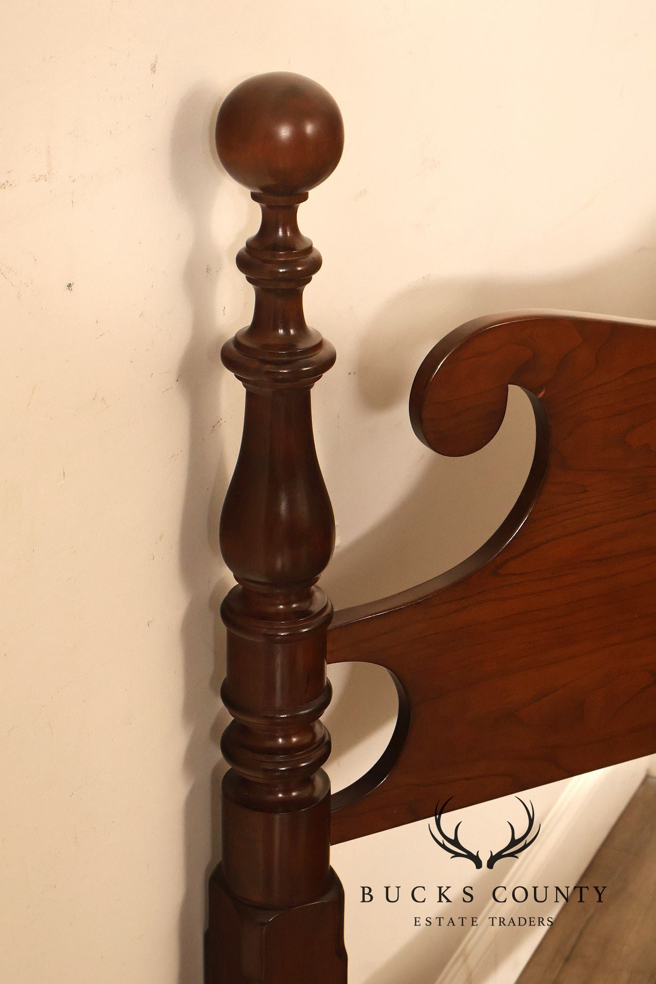 Stickley Colonial Style Vintage Cherry Full Size Bed Frame