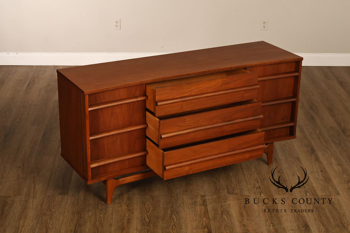 Young Manufacturing Mid Century Modern Walnut Sideboard