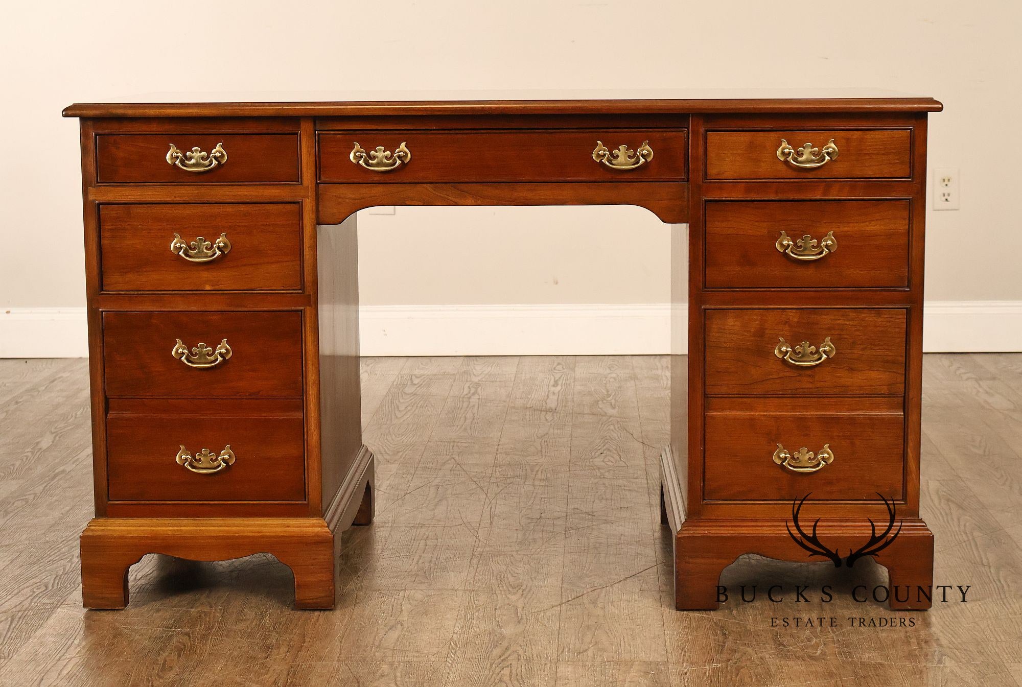 Stickley Chippendale Style Cherry Kneehole Desk