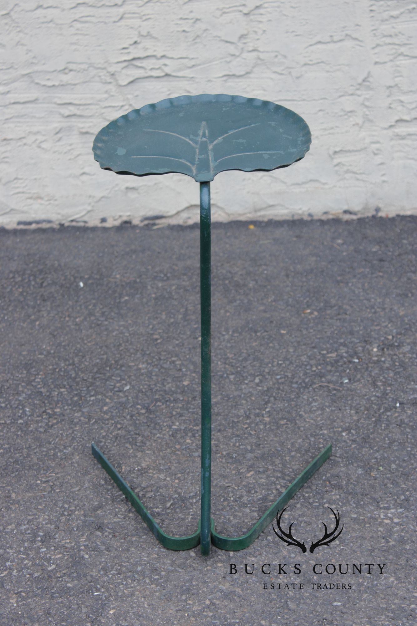 Vintage Salterini Lily Pad Leaf Wrought Iron Garden Table