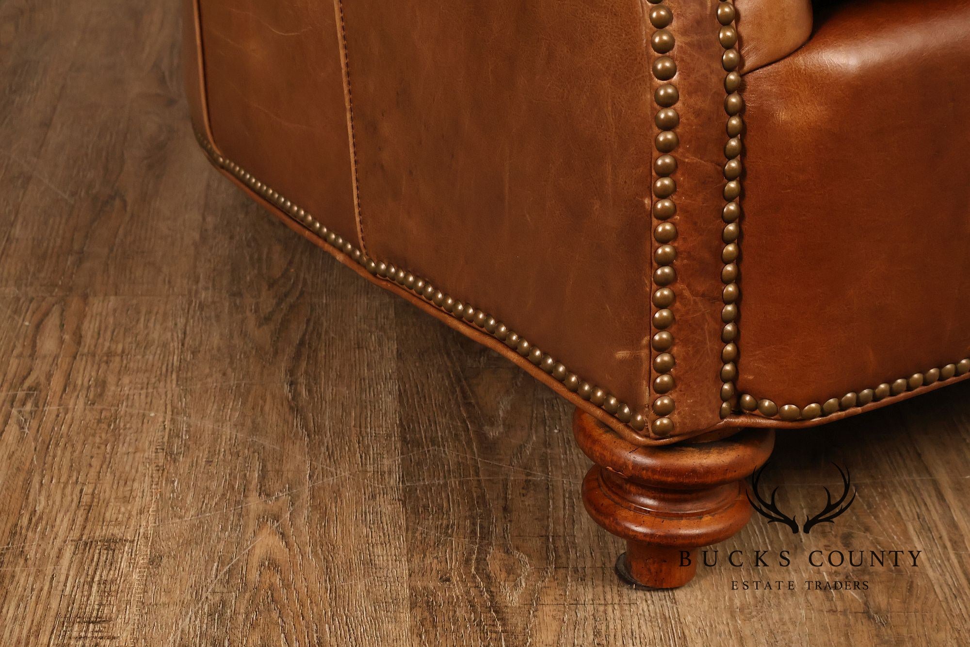 La-Z-Boy Classic Traditional Leather Club Chair