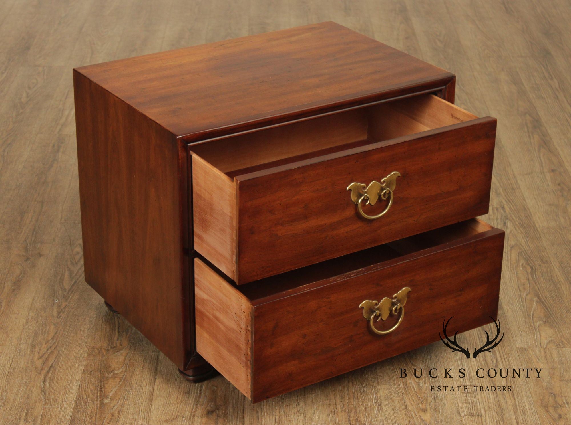 Henredon Chinoiserie Style Mahogany Nightstands