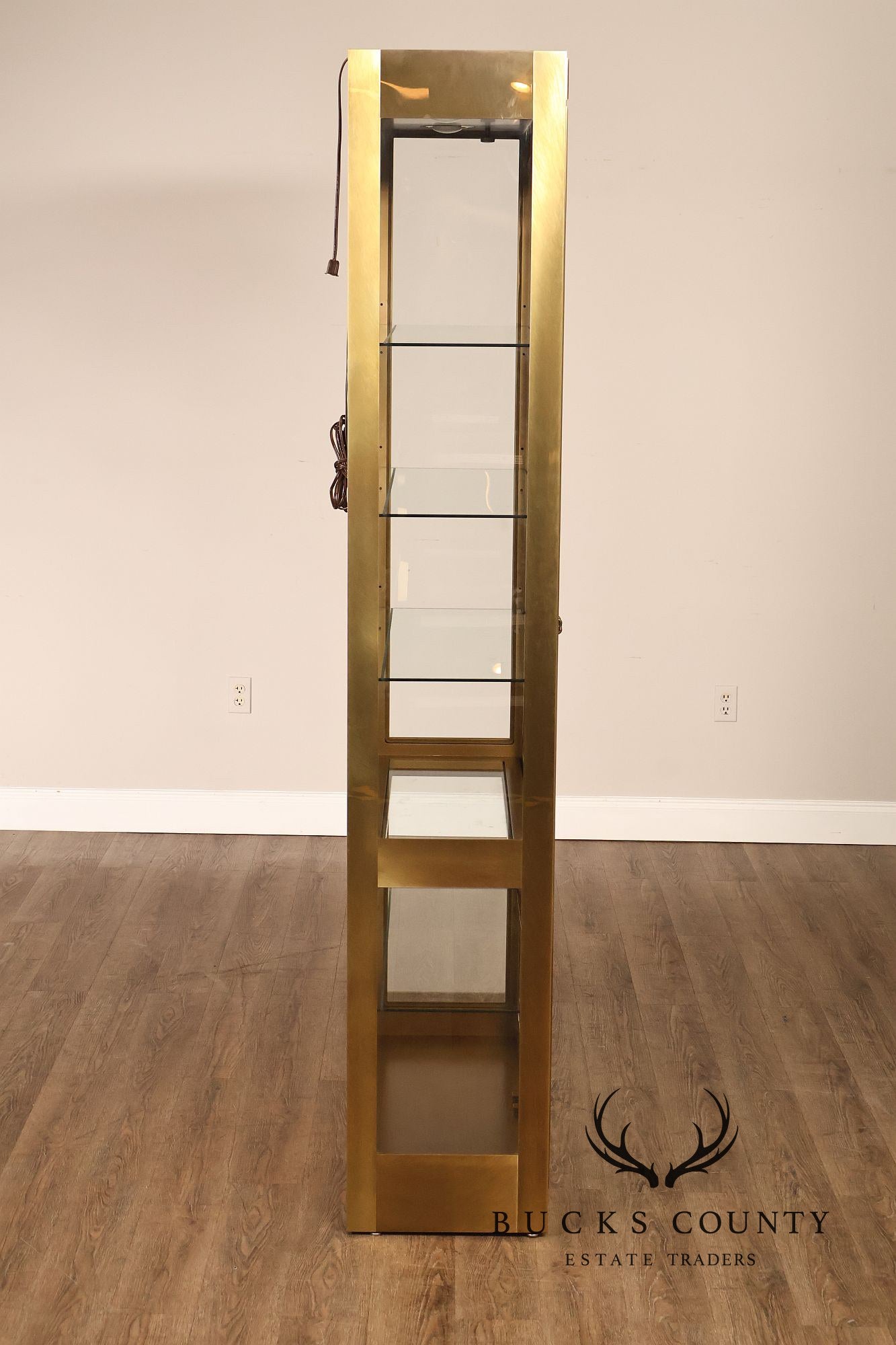 Mastercraft Mid Century Modern Brass And Glass Display Cabinet