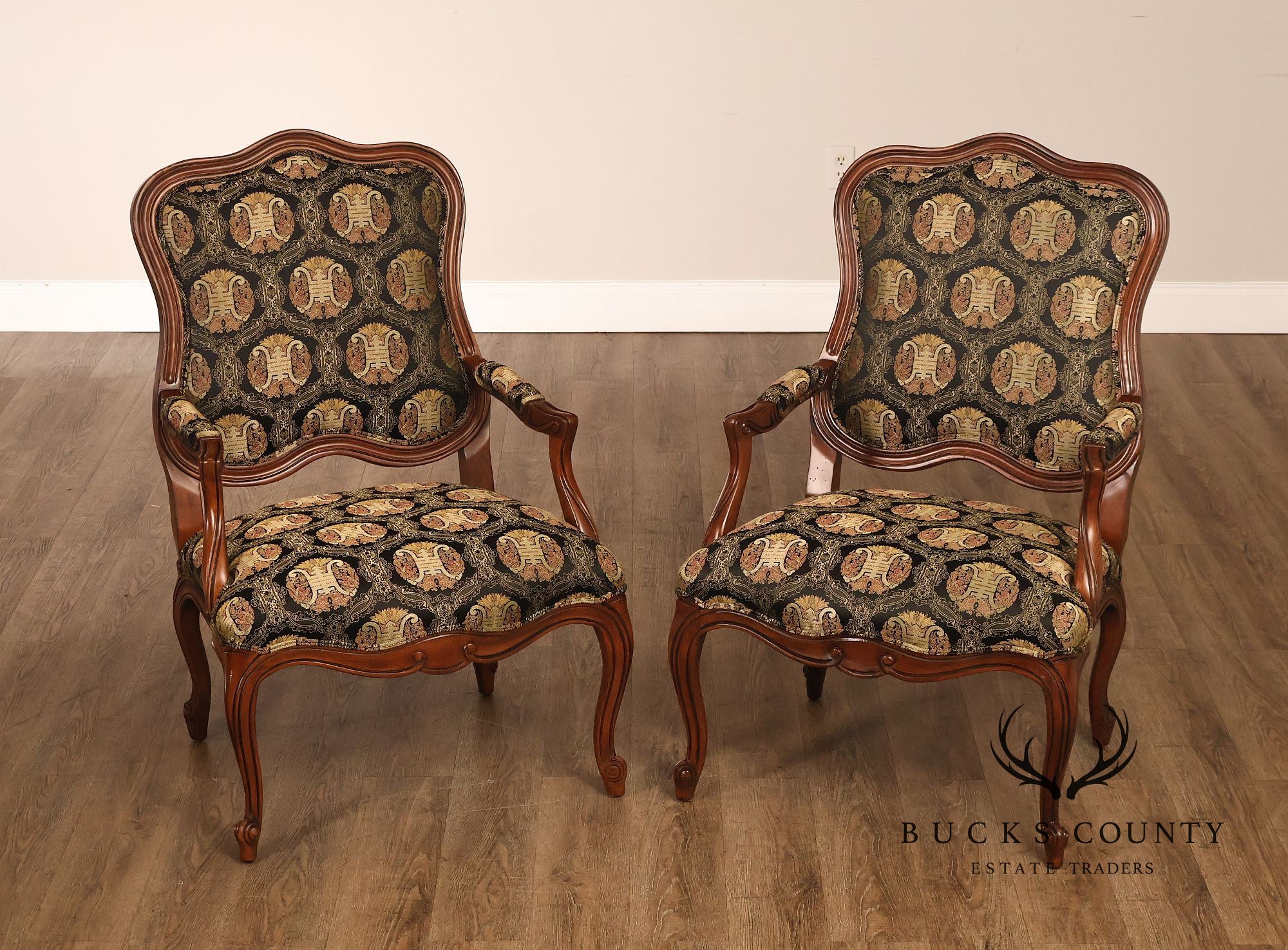 Ethan Allen French Louis XV Style Pair of Fauteuil Armchairs