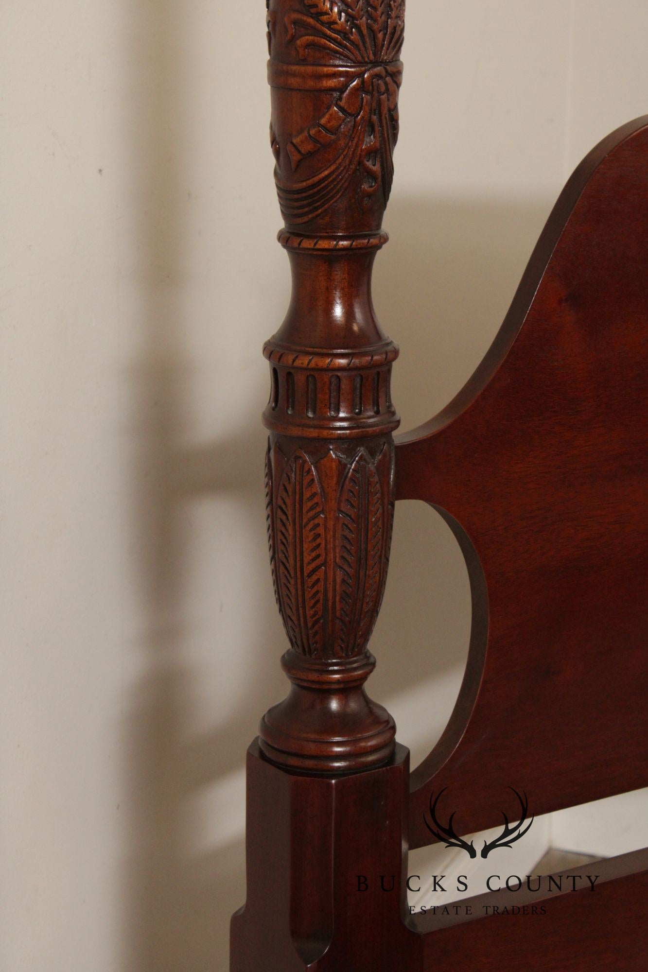 Drexel '18th Century Classics' Mahogany Queen Poster Bed