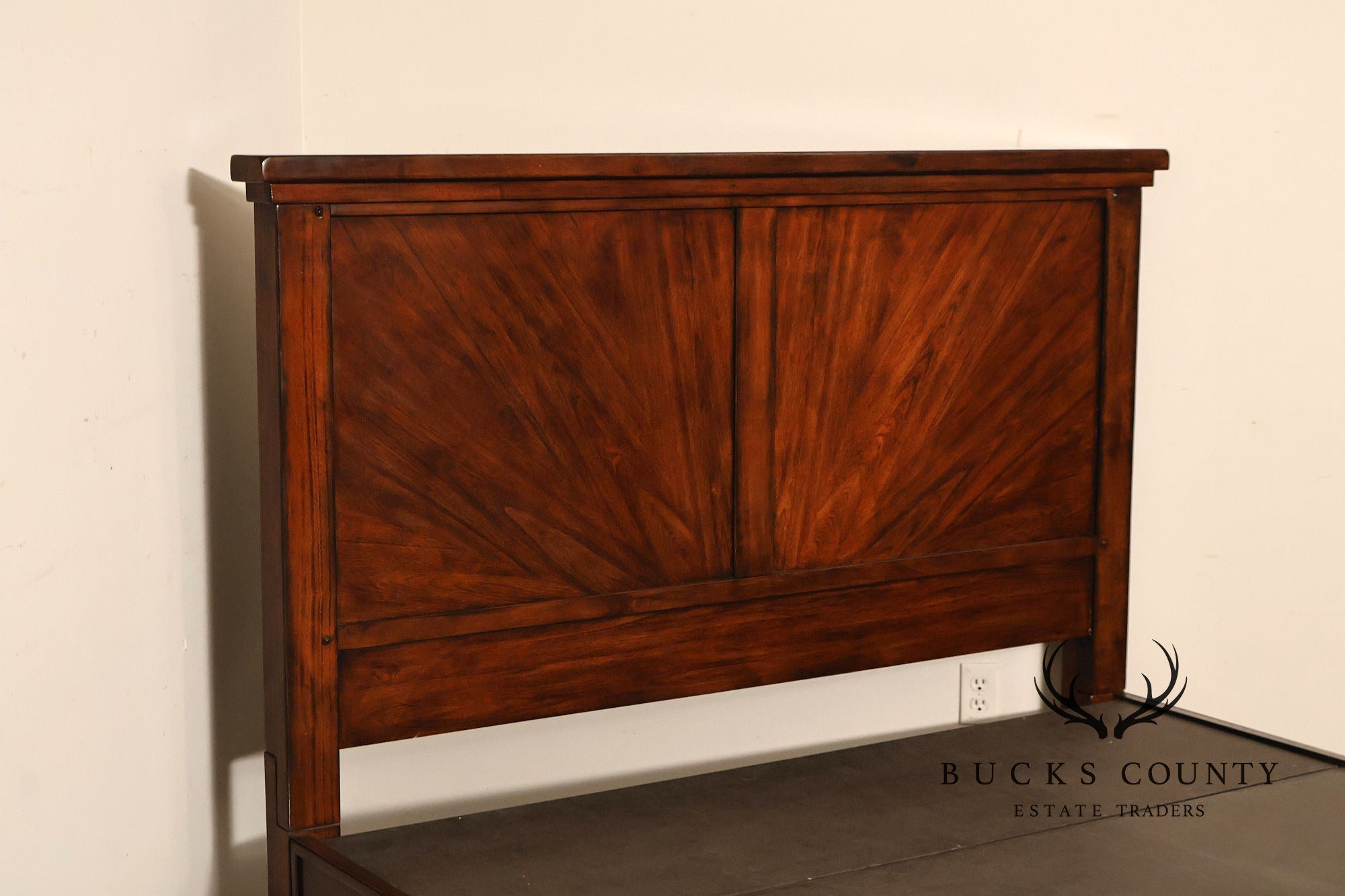 Furniture Values International Bradford Queen Storage Bed
