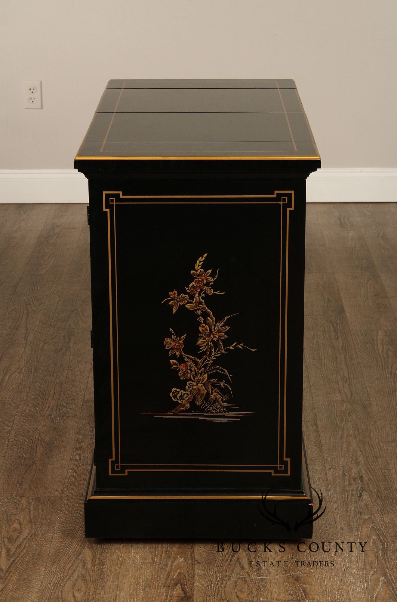 Drexel 'Et Cetera' Chinoiserie Flip Top Server