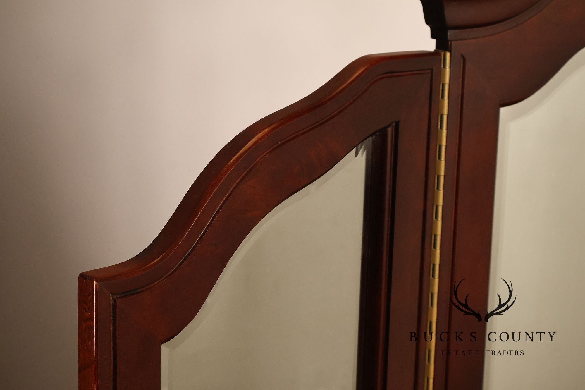 Thomasville 'Collectors Cherry' Triple Dresser with Tri-Fold Mirror