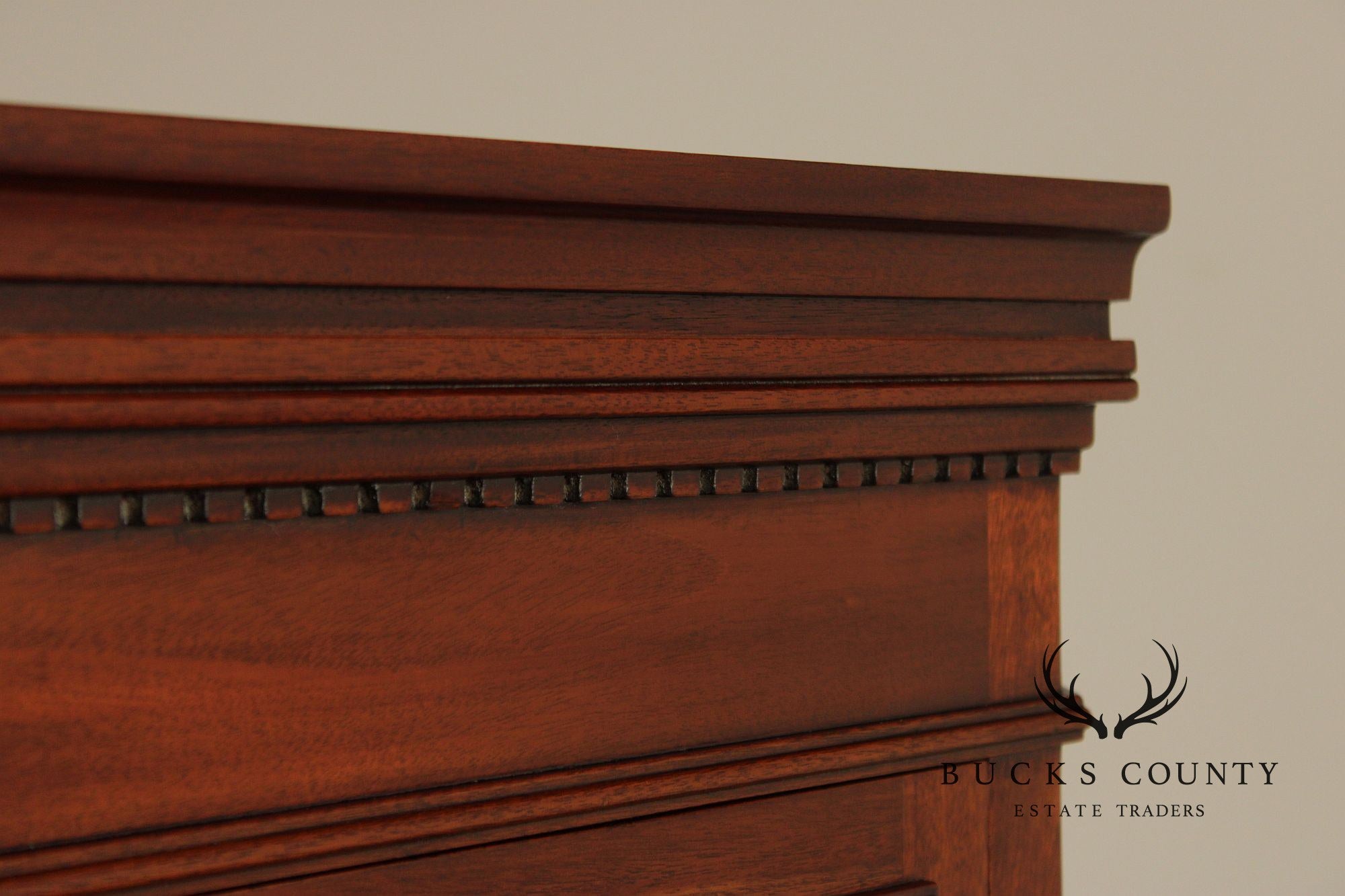 Craftique Chippendale Style Mahogany Corner Cabinet
