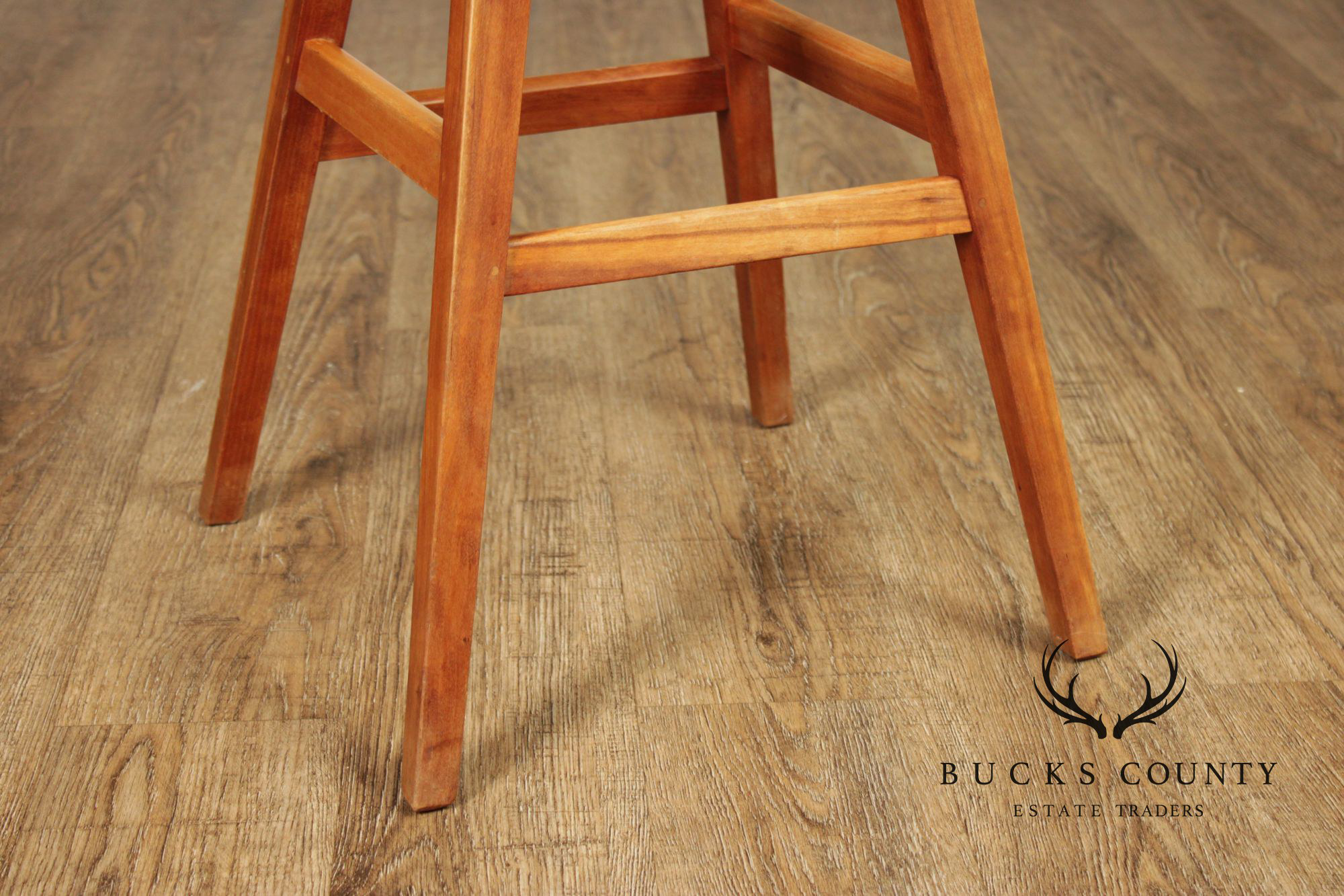 Thomas Moser Pair Of Cherry Splay Leg Counter Stools