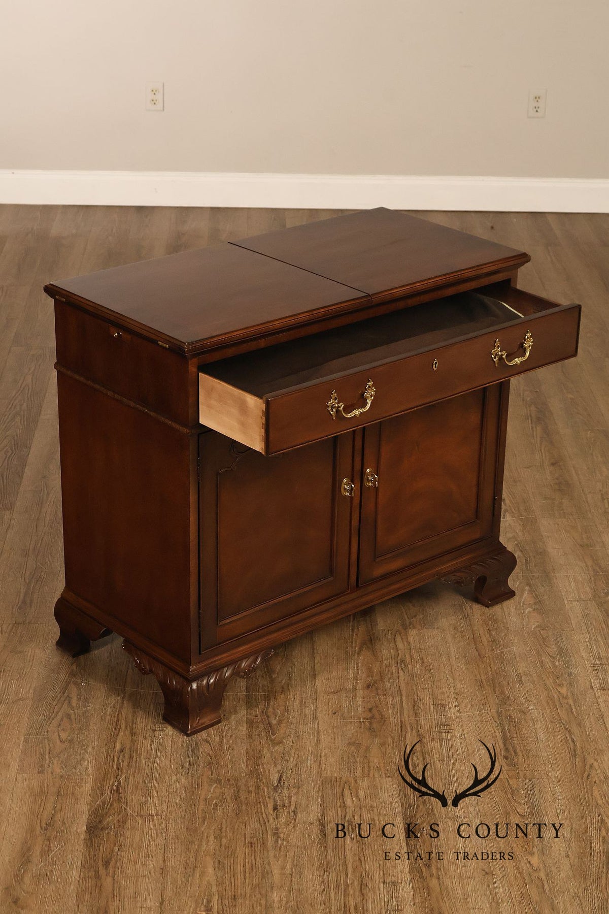 Henredon 'Rittenhouse Square' Mahogany Flip-Top Server