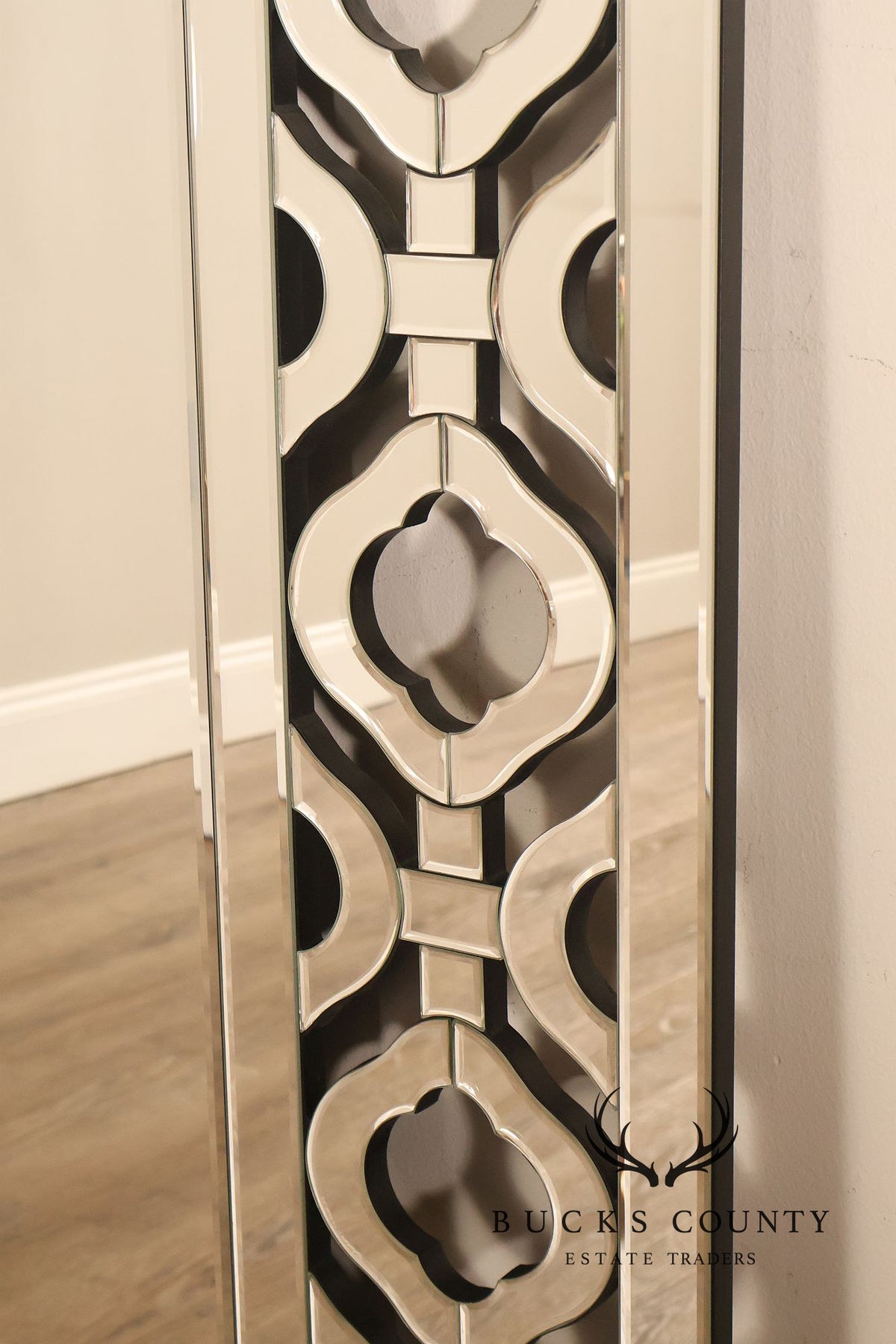 Bassett Hollywood Regency Wall Mirror With Geometric Fretwork