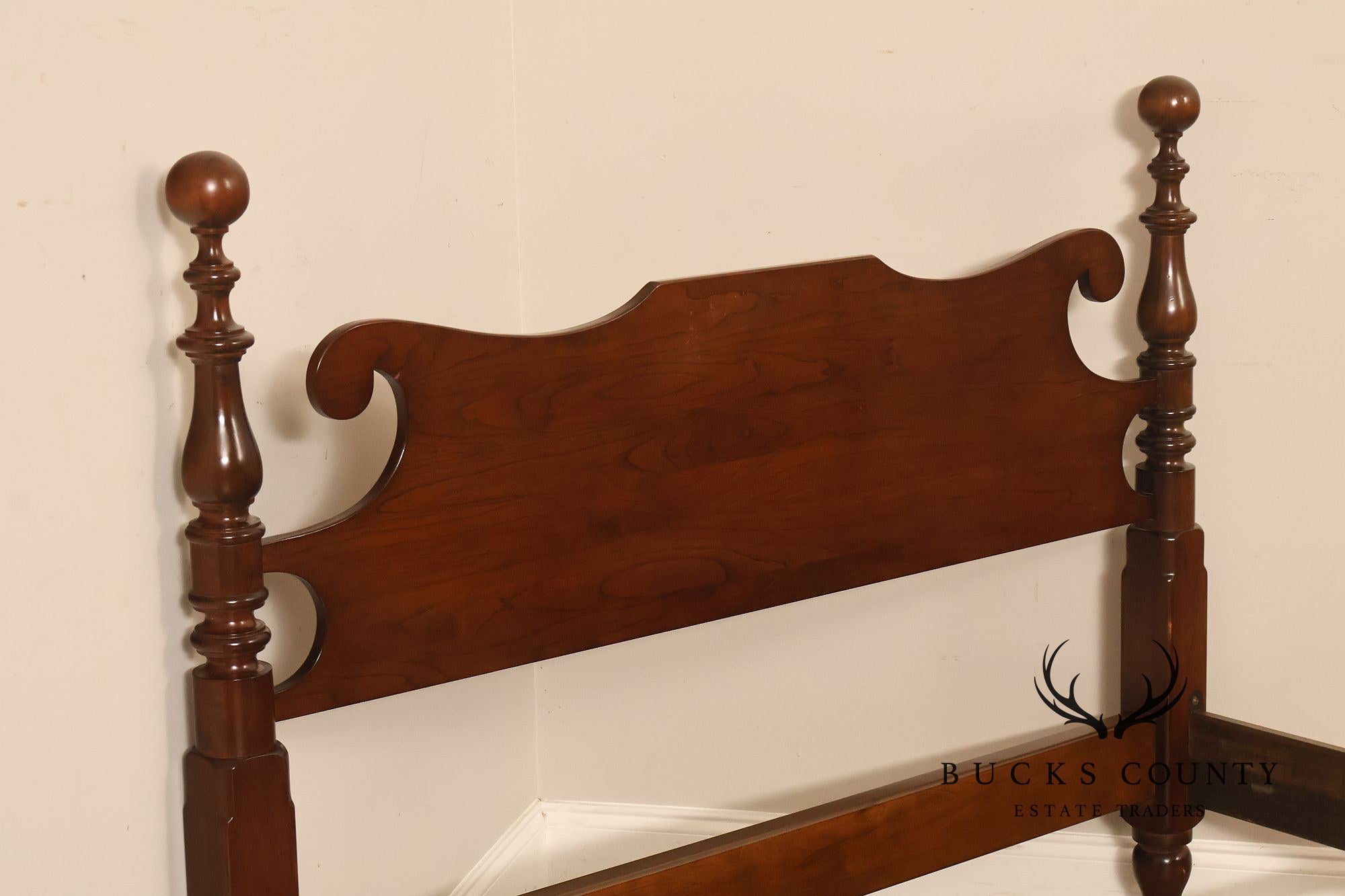 Stickley Colonial Style Vintage Cherry Full Size Bed Frame