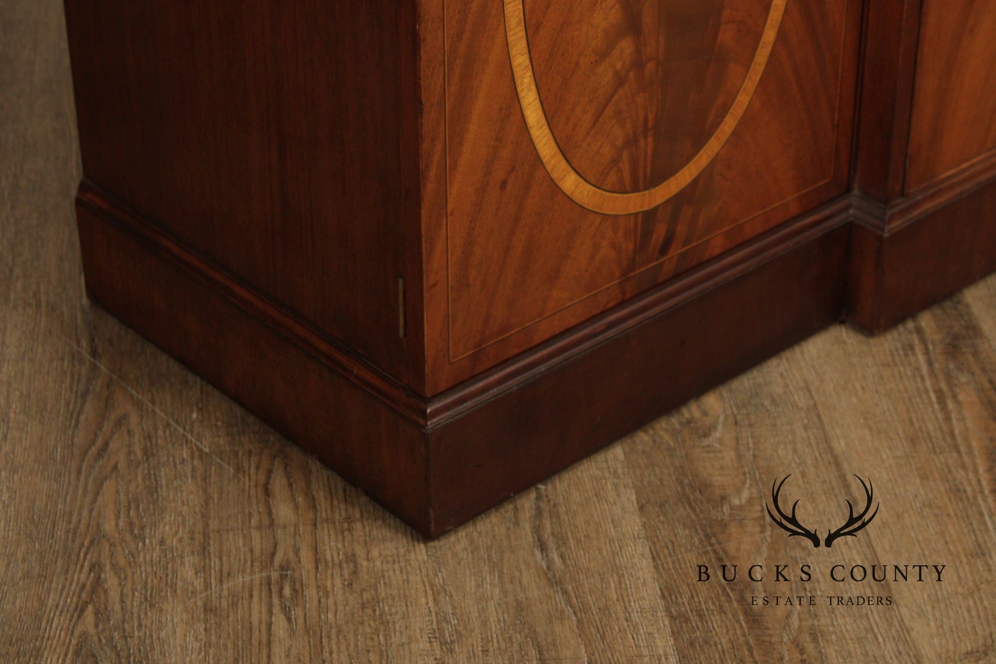 1940's Georgian Style Mahogany Breakfront Secretary Bookcase With Inlaid Detailing