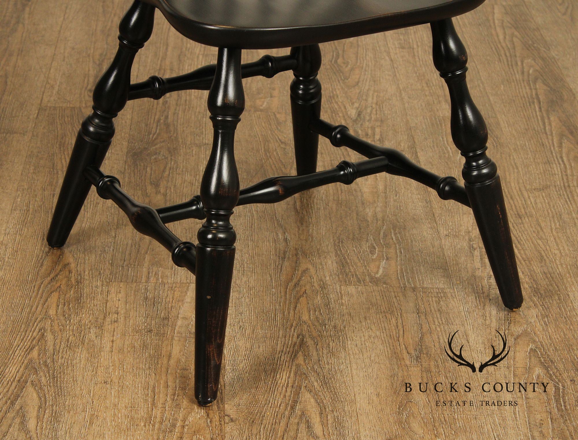 Quality Set Of Eight Black Painted Windsor Dining Chairs