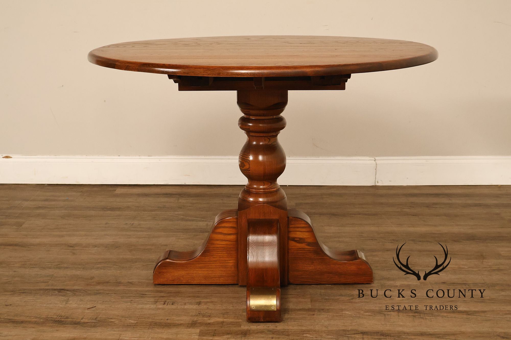 Vintage 42 Inch Oak Round Pedestal Dining Table With Leaf
