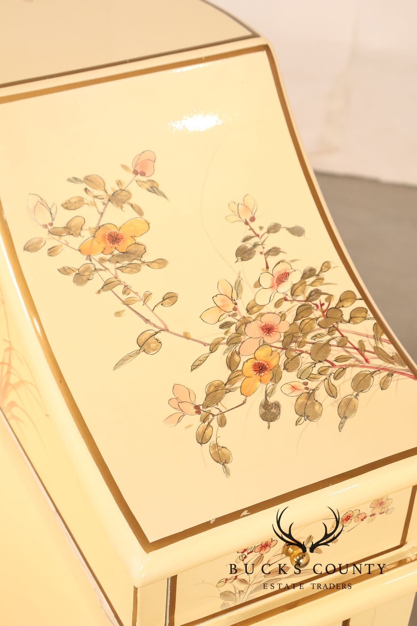 Chinoiserie Painted Carlton House Writing Desk With Chair