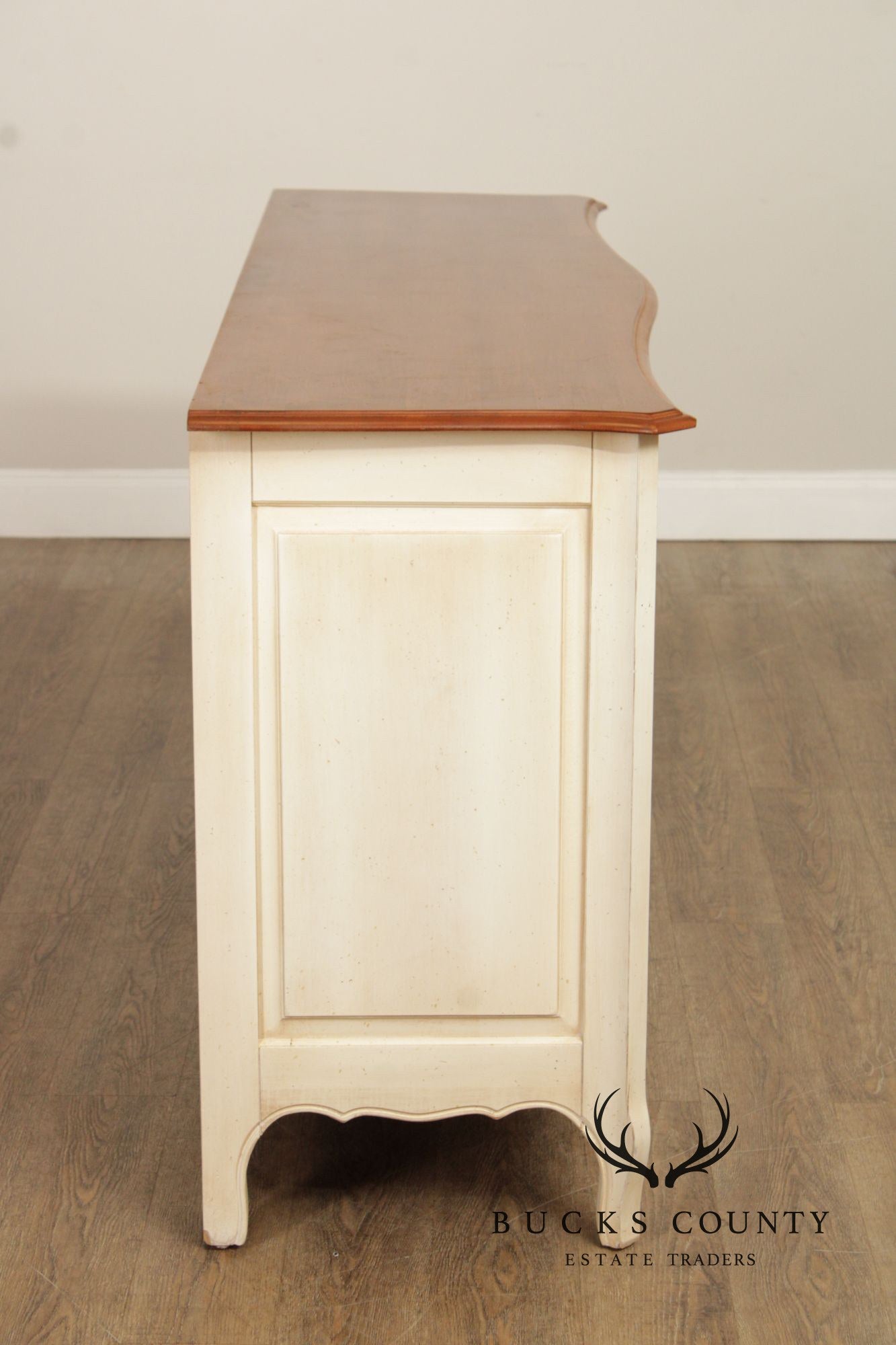 Ethan Allen French Country Style Painted Dresser
