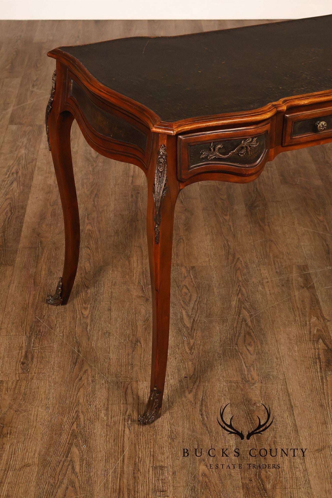 Theodore Alexander Chateau Du Vallois French Louis XV Style Walnut Leather Writing Desk