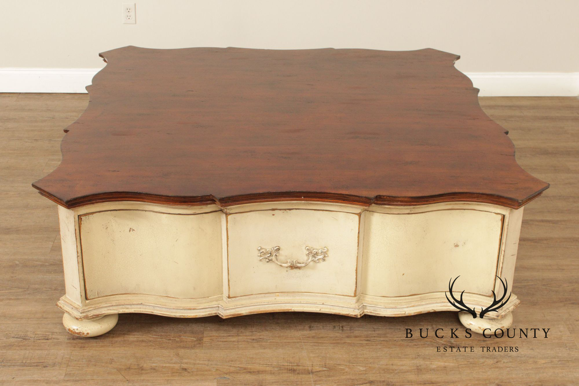 Habersham Plantation 'Plaza Collection' Large Coffee Table