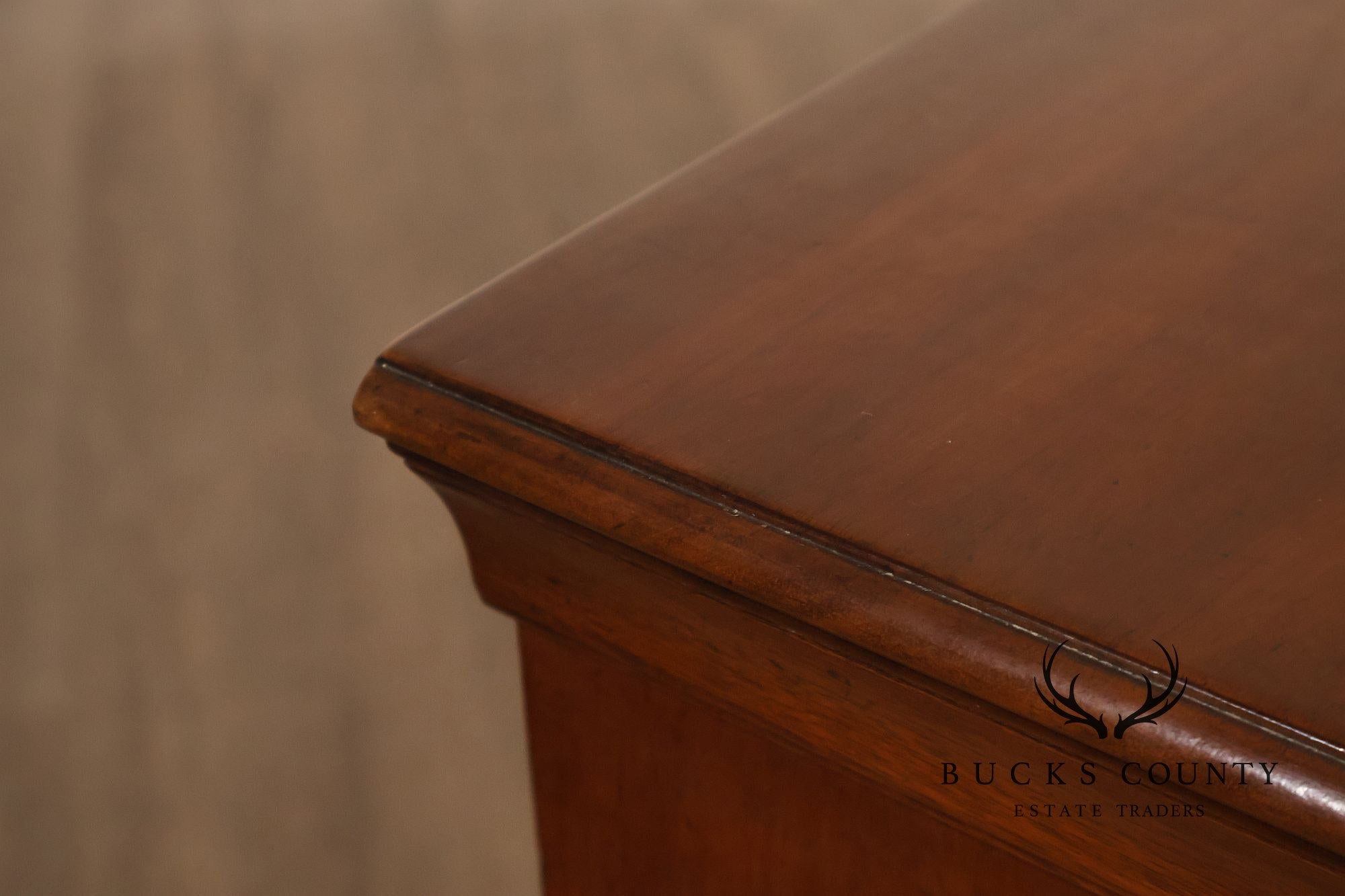 Kittinger Williamsburg Adaptation Georgian Style Mahogany Chest Of Drawers