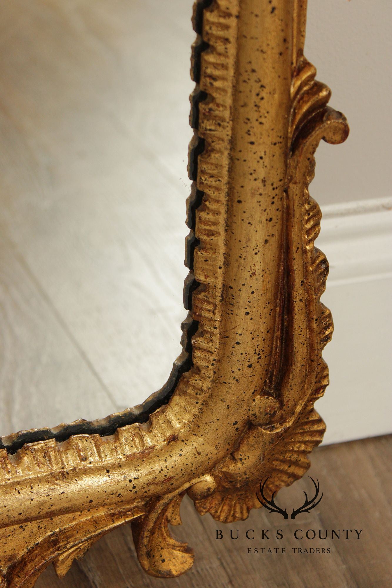 Vintage Italian Carved Giltwood Wall Mirror