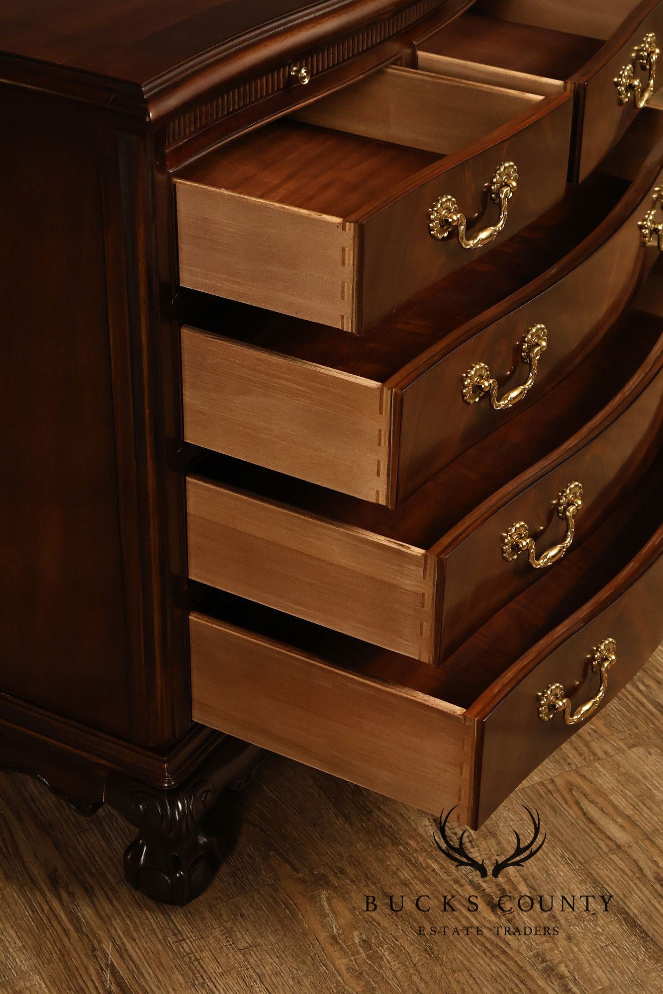 Drexel Heritage Heirlooms Collection Pair of Mahogany Bedside Chests Nightstands