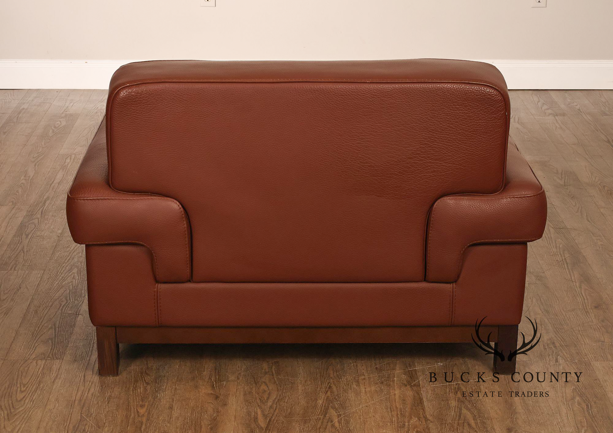 Formenti Pair of Italian Leather Lounge Chairs