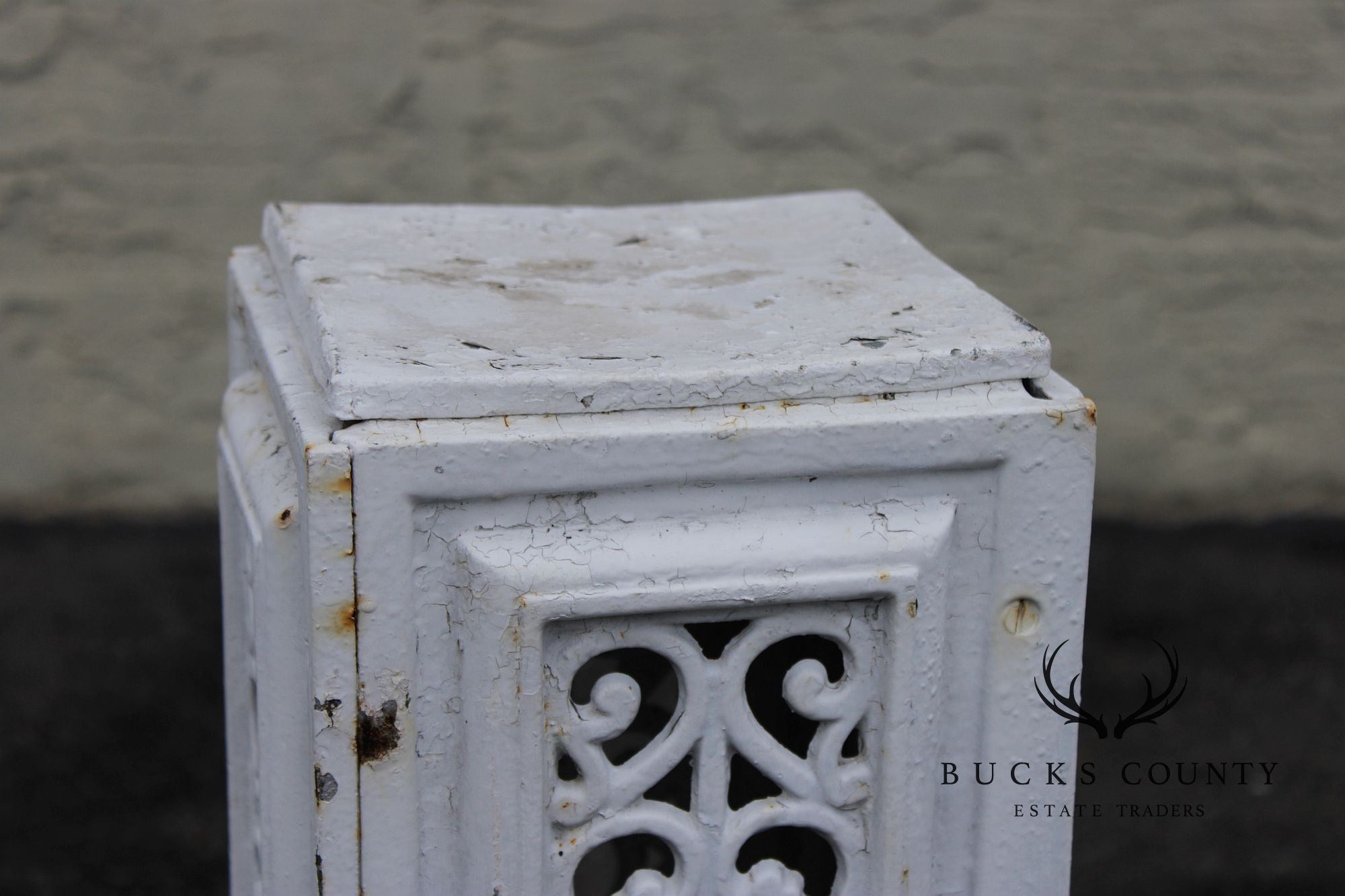 Vintage Cast Iron Garden Pedestal