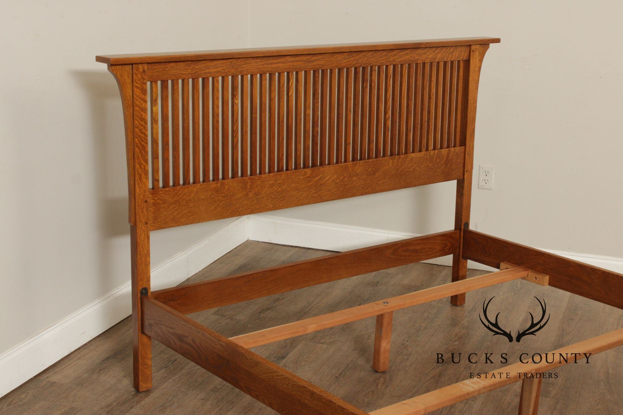 Stickley Mission Collection Oak Spindle Queen Bed