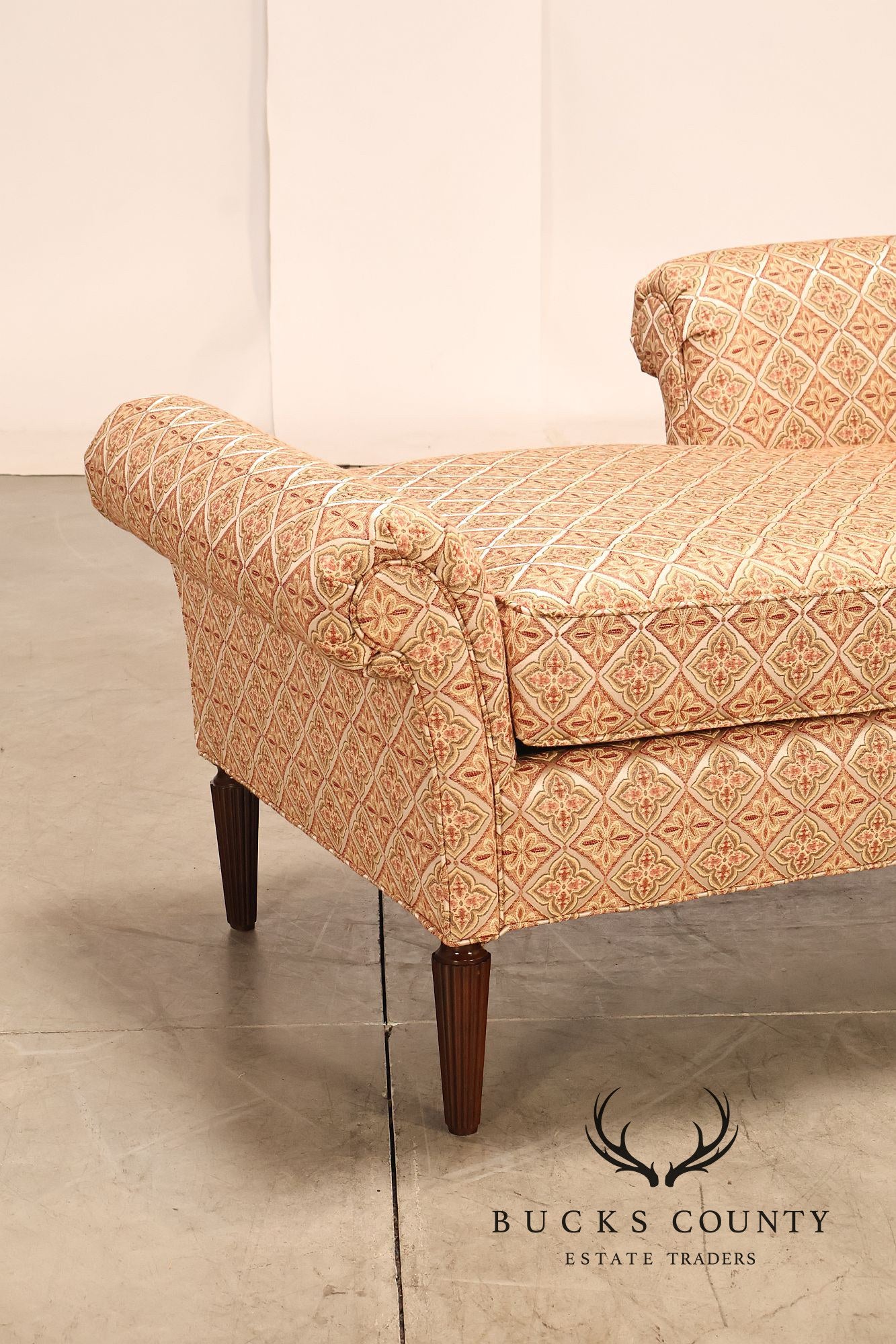 Harden Custom Upholstered Traditional Left Chaise Lounge