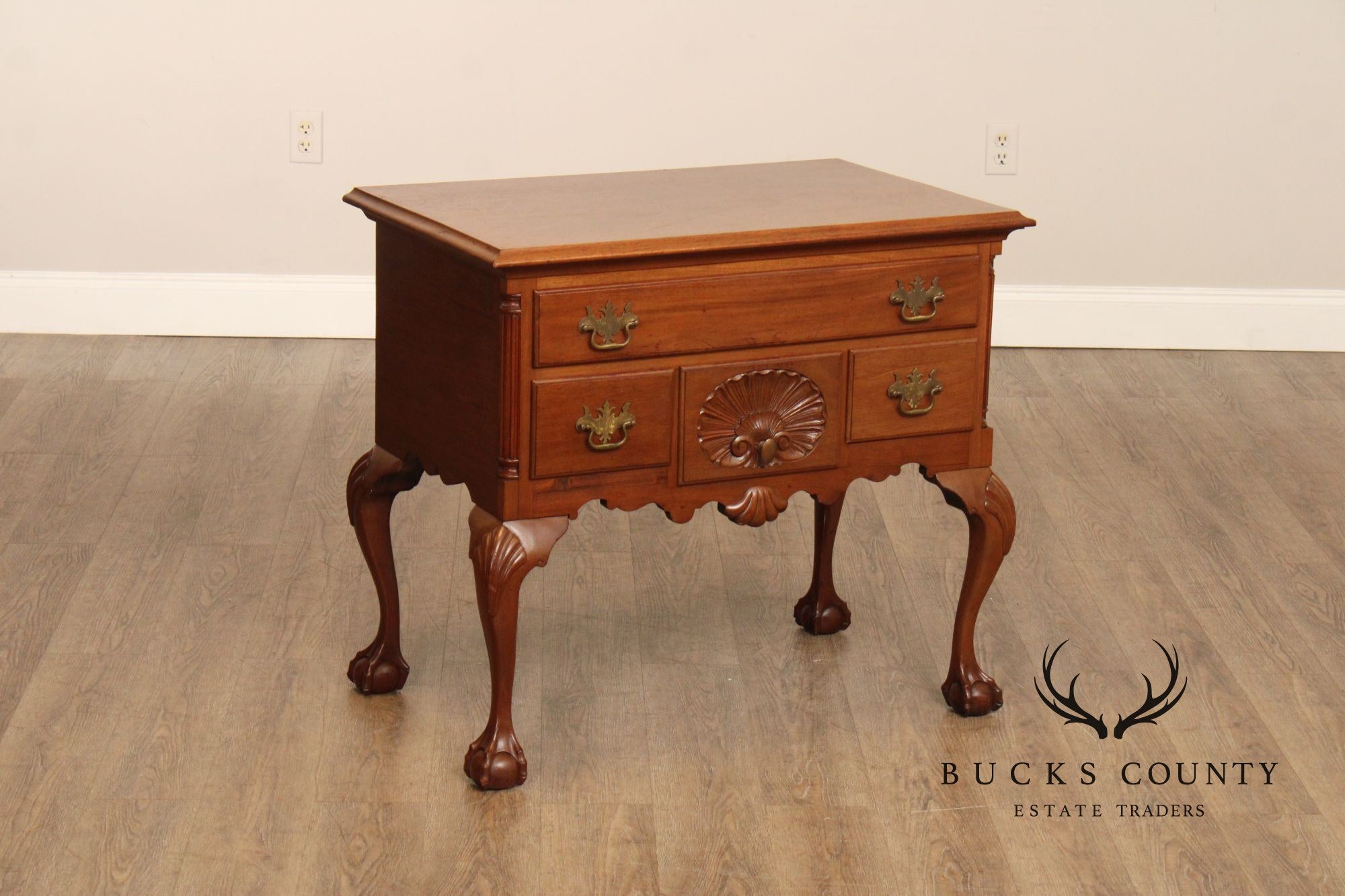 Antique Philadelphia Chippendale Style Mahogany Lowboy