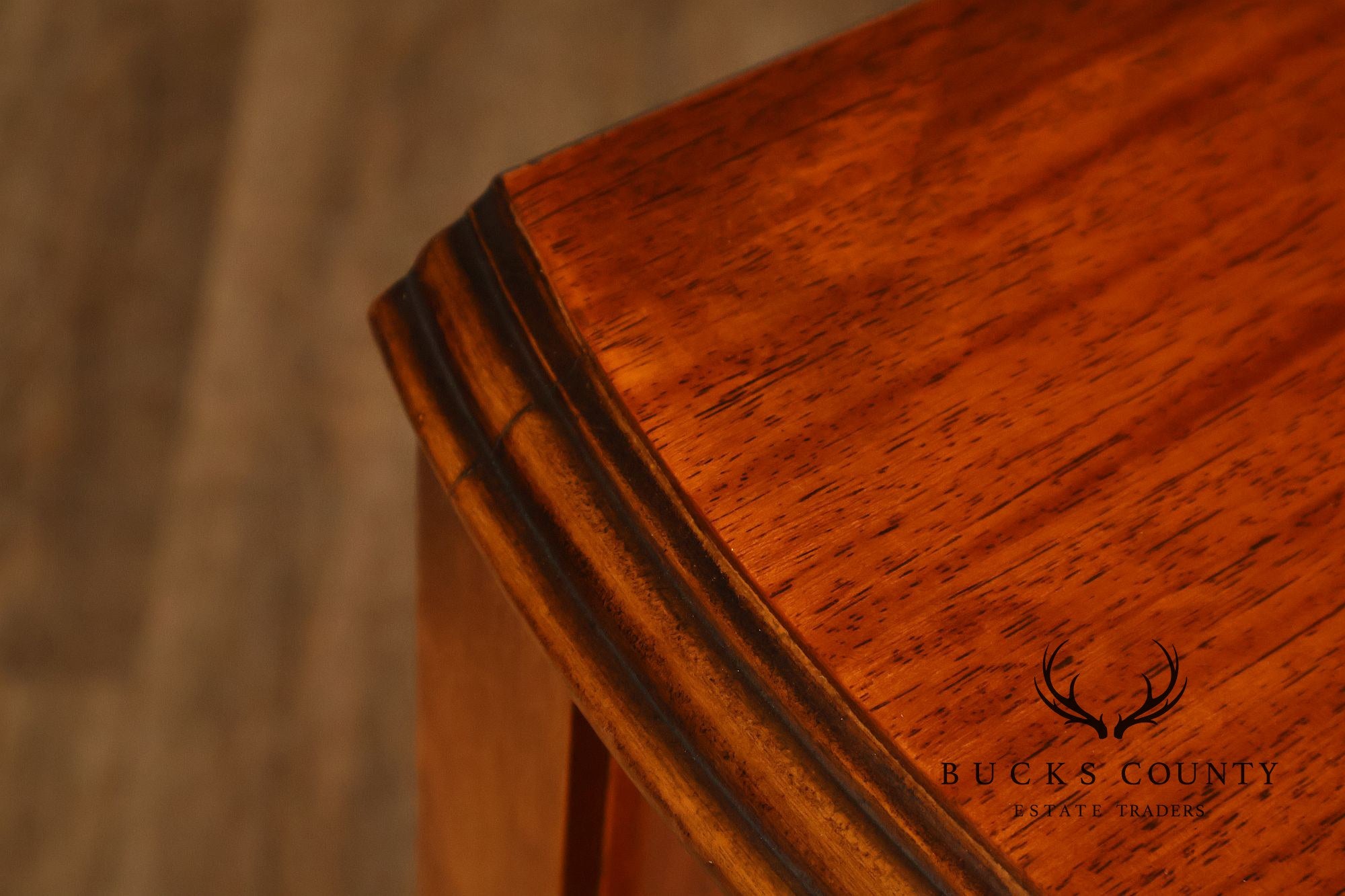 1930's French Louis XV Style SatinwoodInlaid Writing Desk Vanity