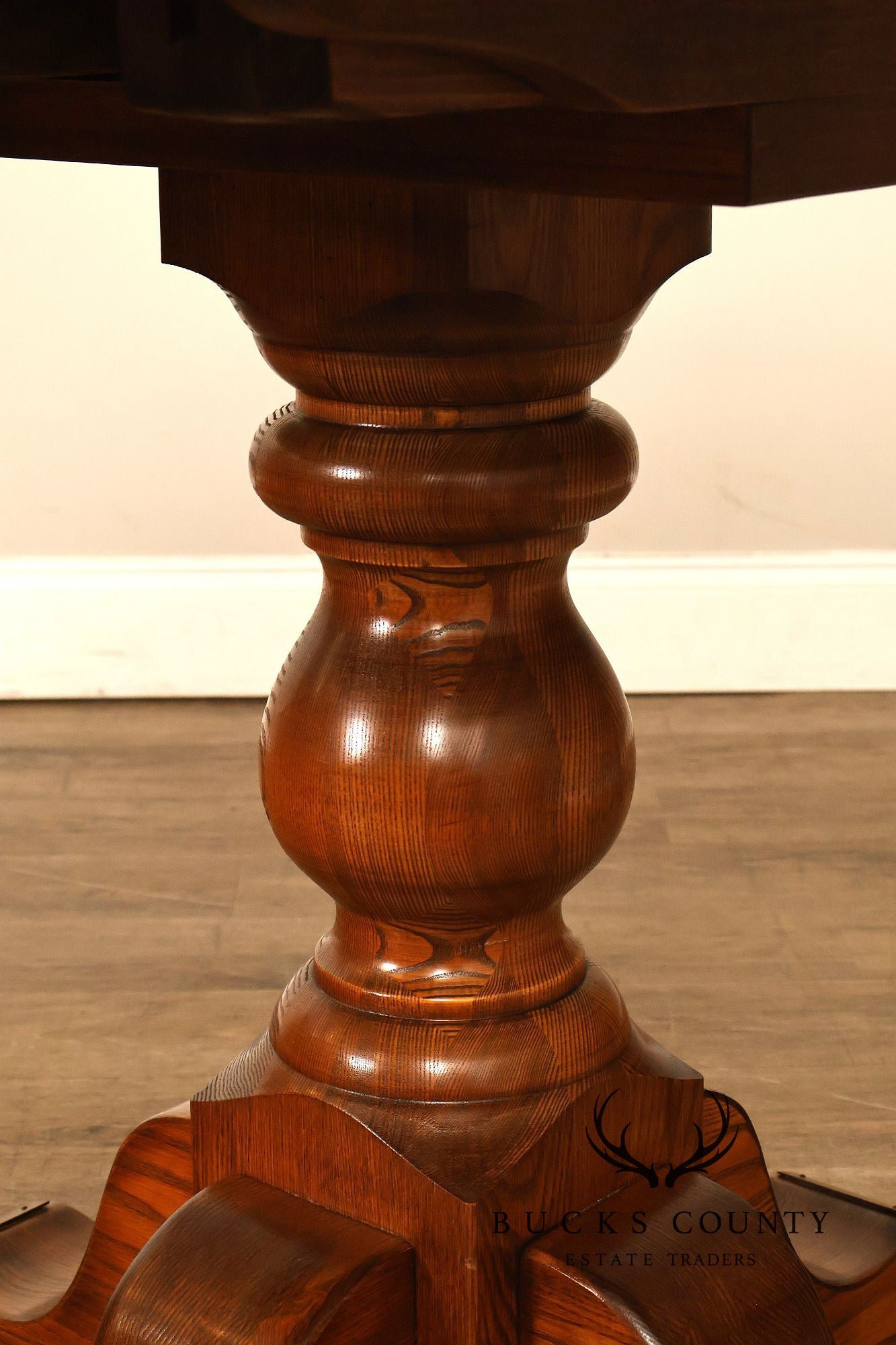 Vintage 42 Inch Oak Round Pedestal Dining Table With Leaf