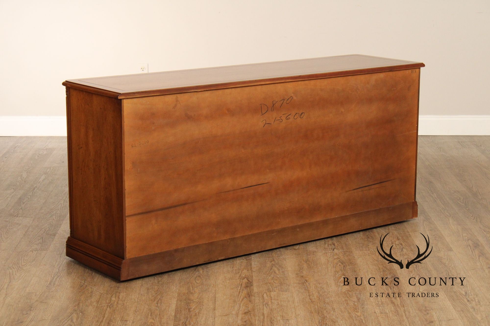 Henredon French Style Walnut Buffet Sideboard