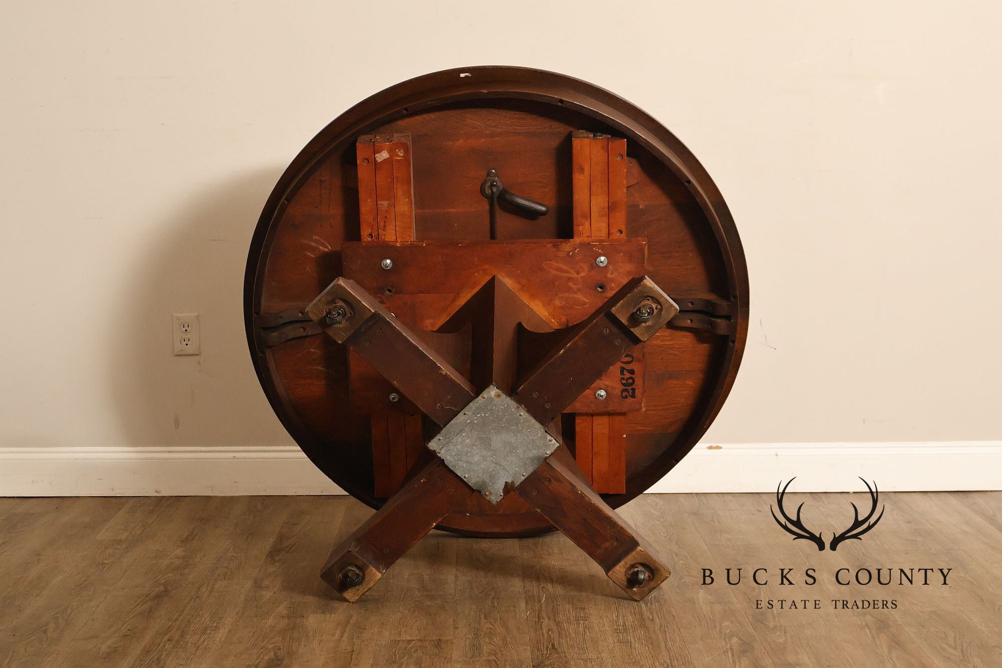 Antique Stickley Brothers 48" Round Oak Dining Table w/2 leaves