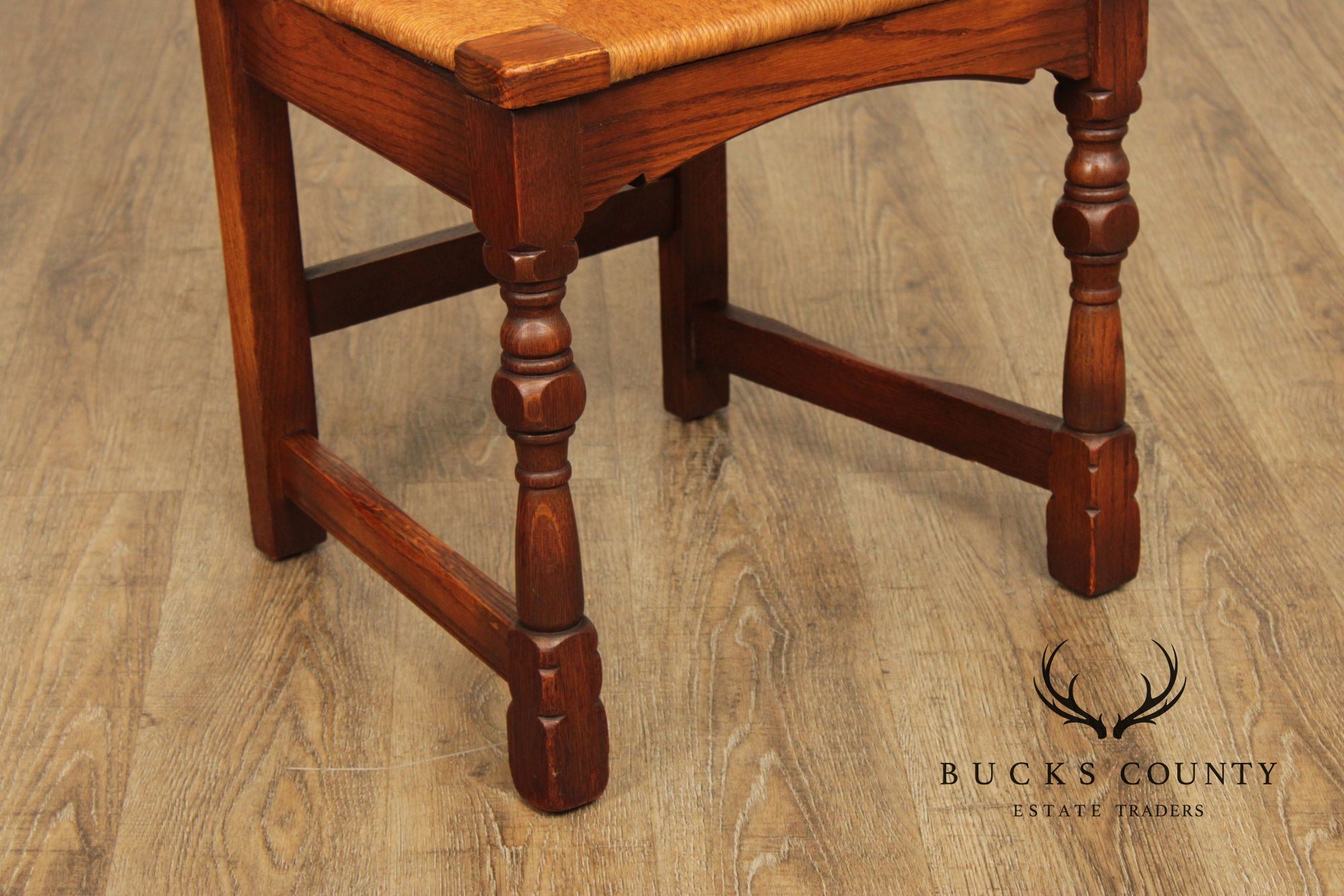 English Traditional Style Oak Side Chair