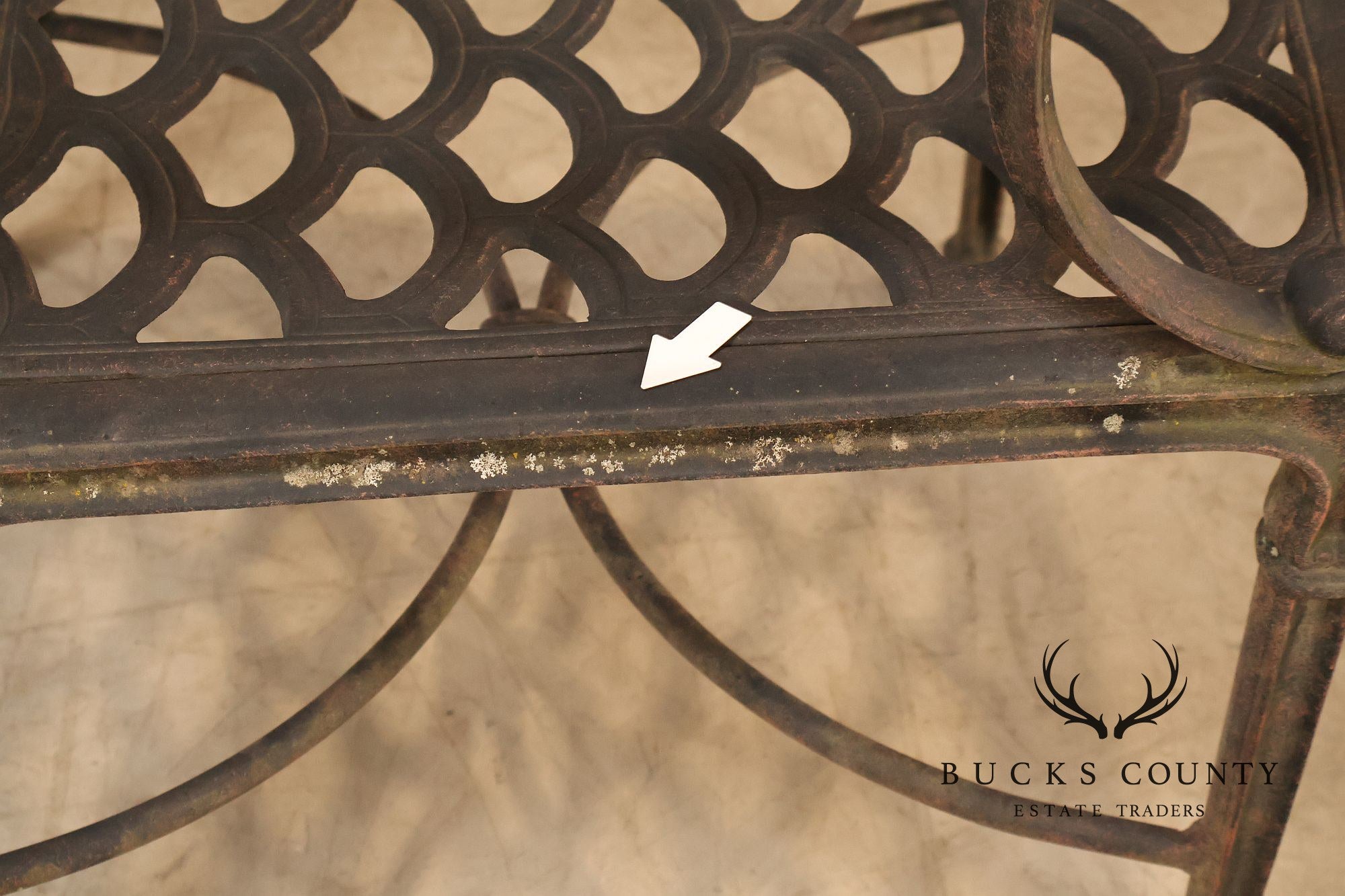 Hanamint Outdoor Round Cast Aluminum Dining Table and Chair Set