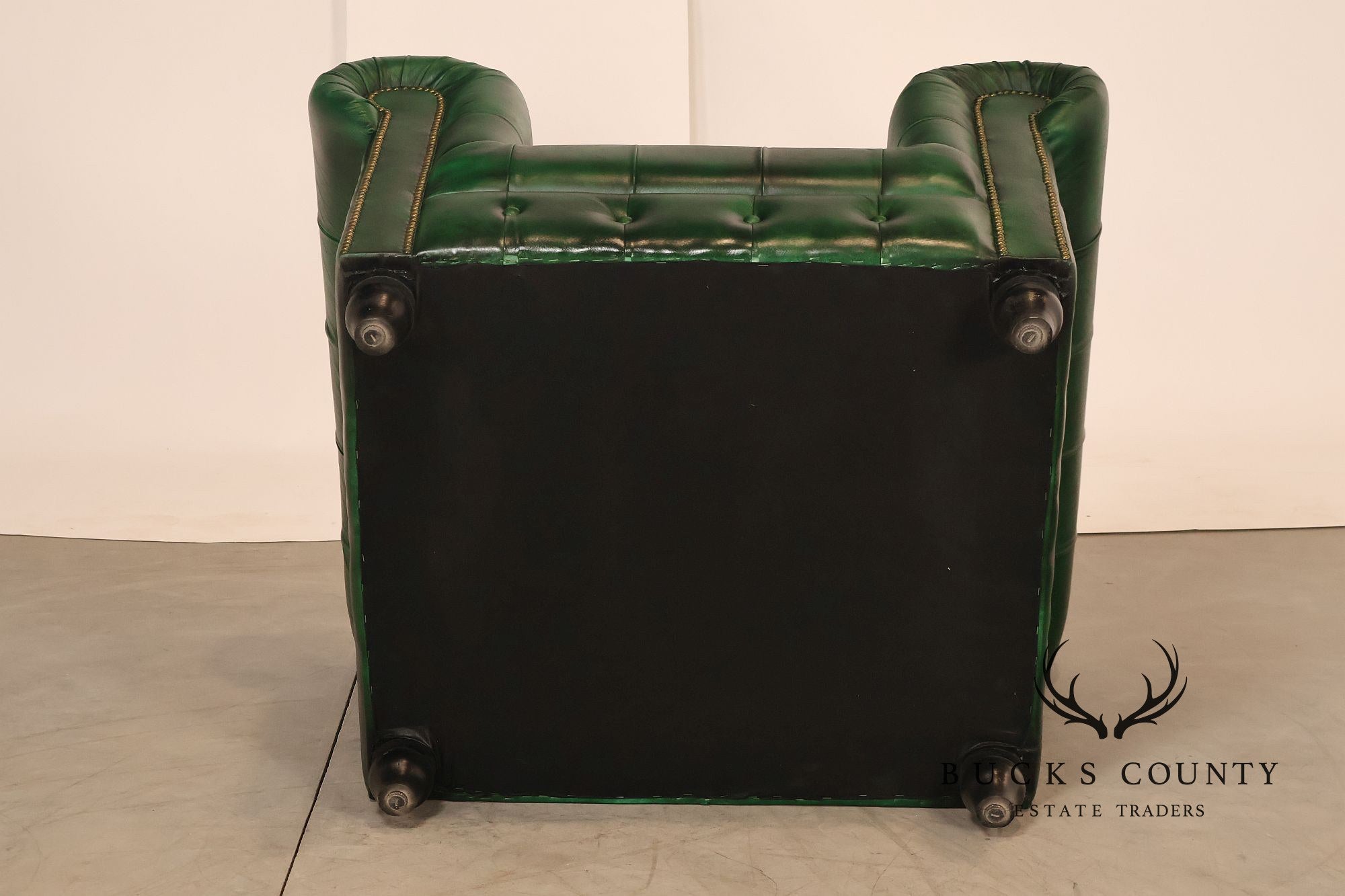 Chesterfield Style Polo Green Tufted Leather Club Chair