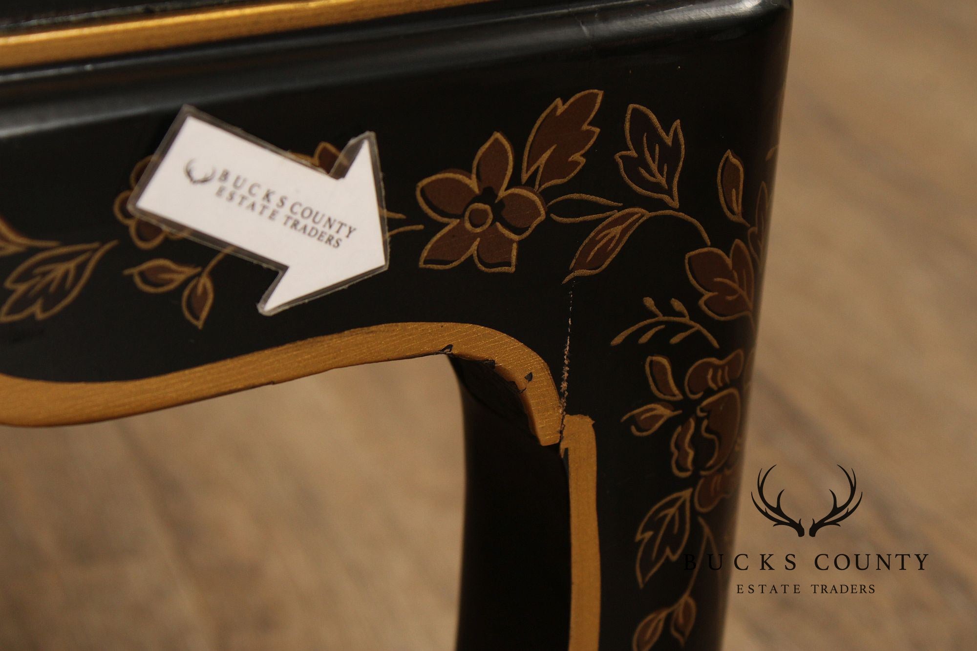 Drexel 'Et Cetera' Chinoiserie Style Glass Top End Table
