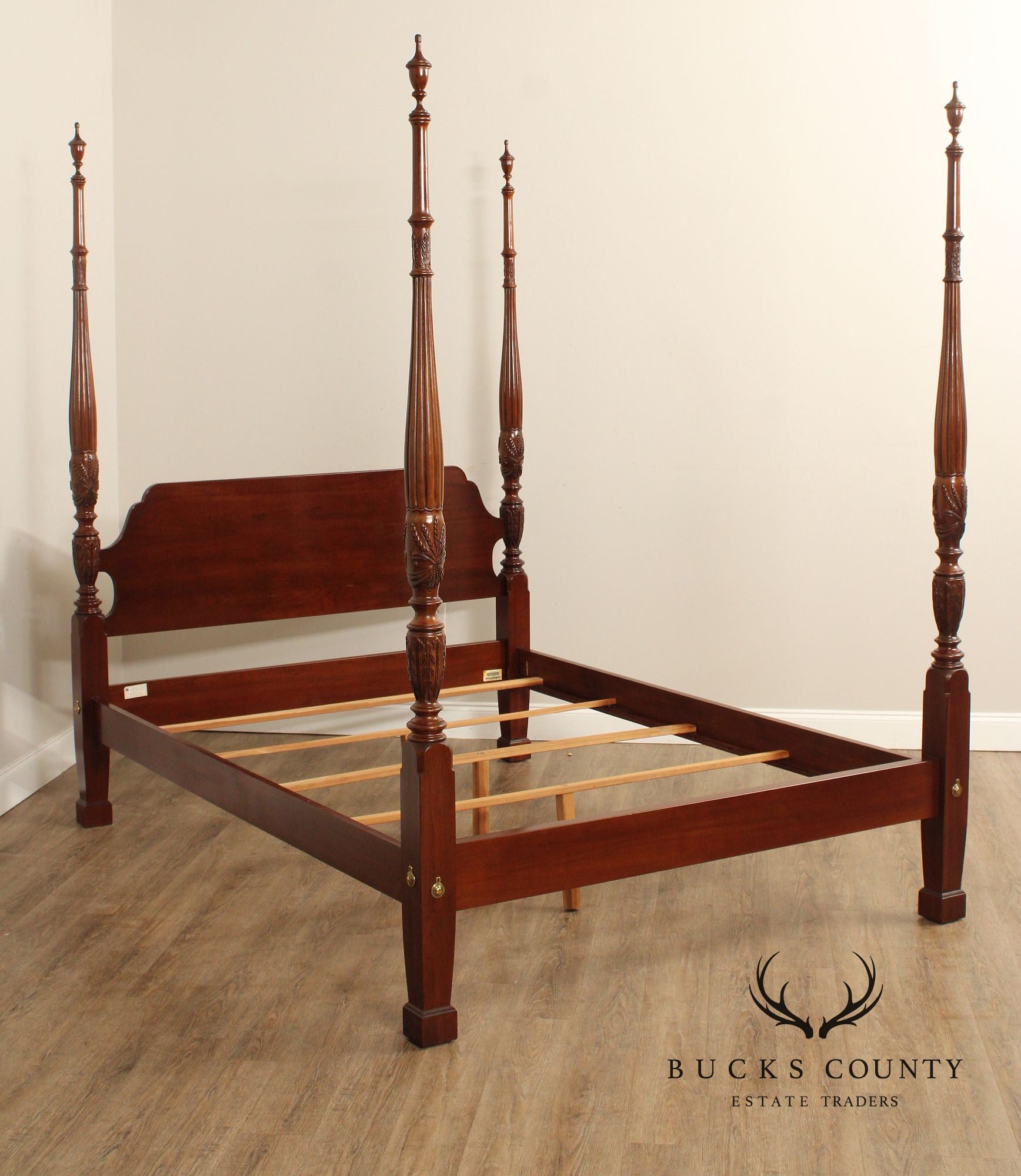 Ethan Allen 'Georgian Court' Cherry Rice Carved Queen Size Poster Bed