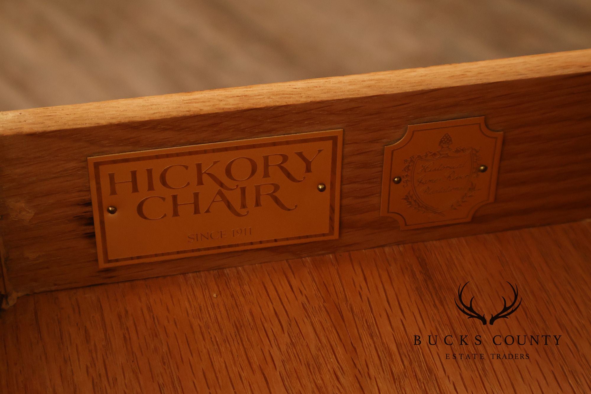 Hickory Chair Federal Style Round Inlaid Mahogany Drum Table