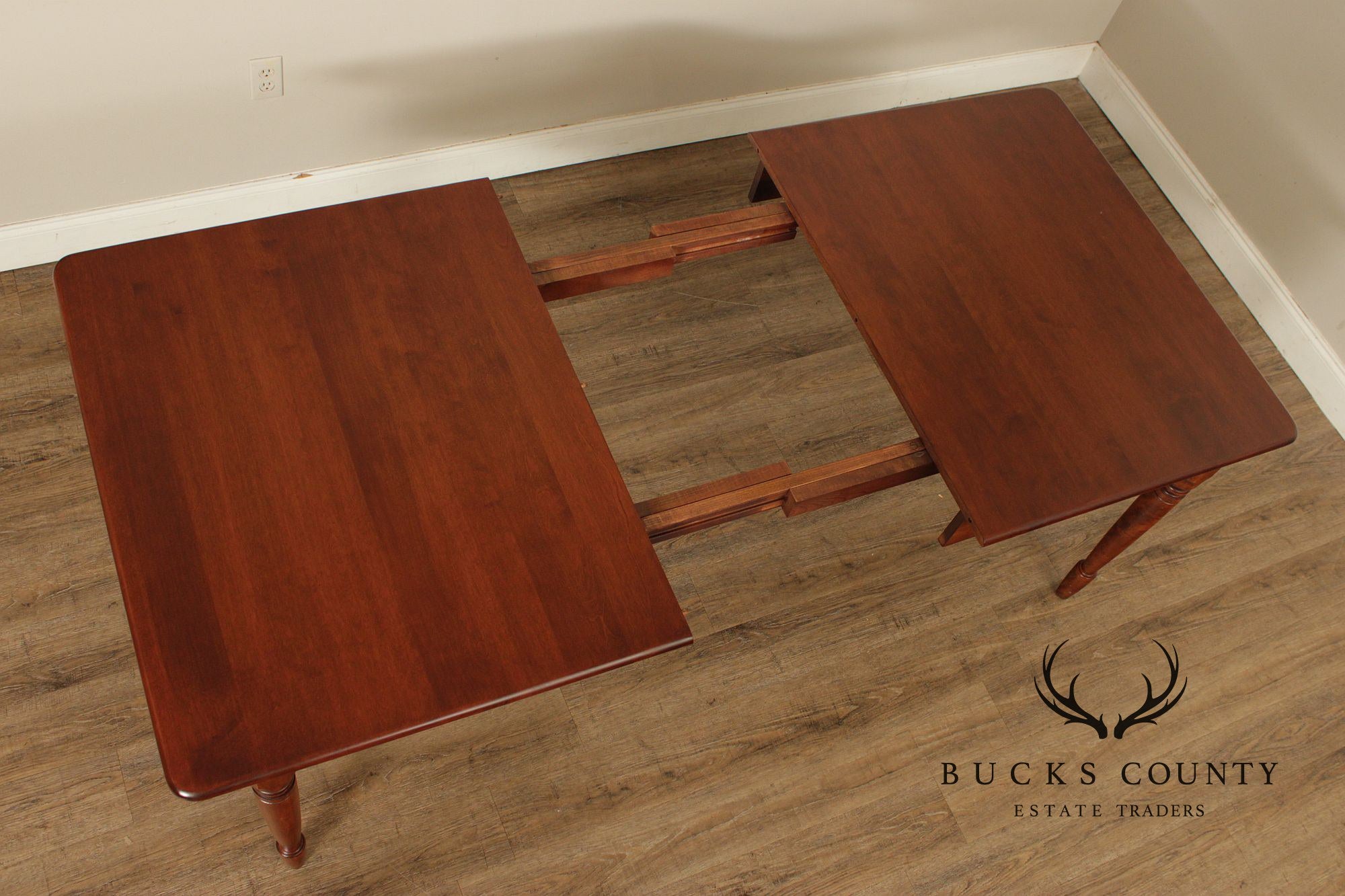 Nichols & Stone Solid Maple Expandable Dining Table